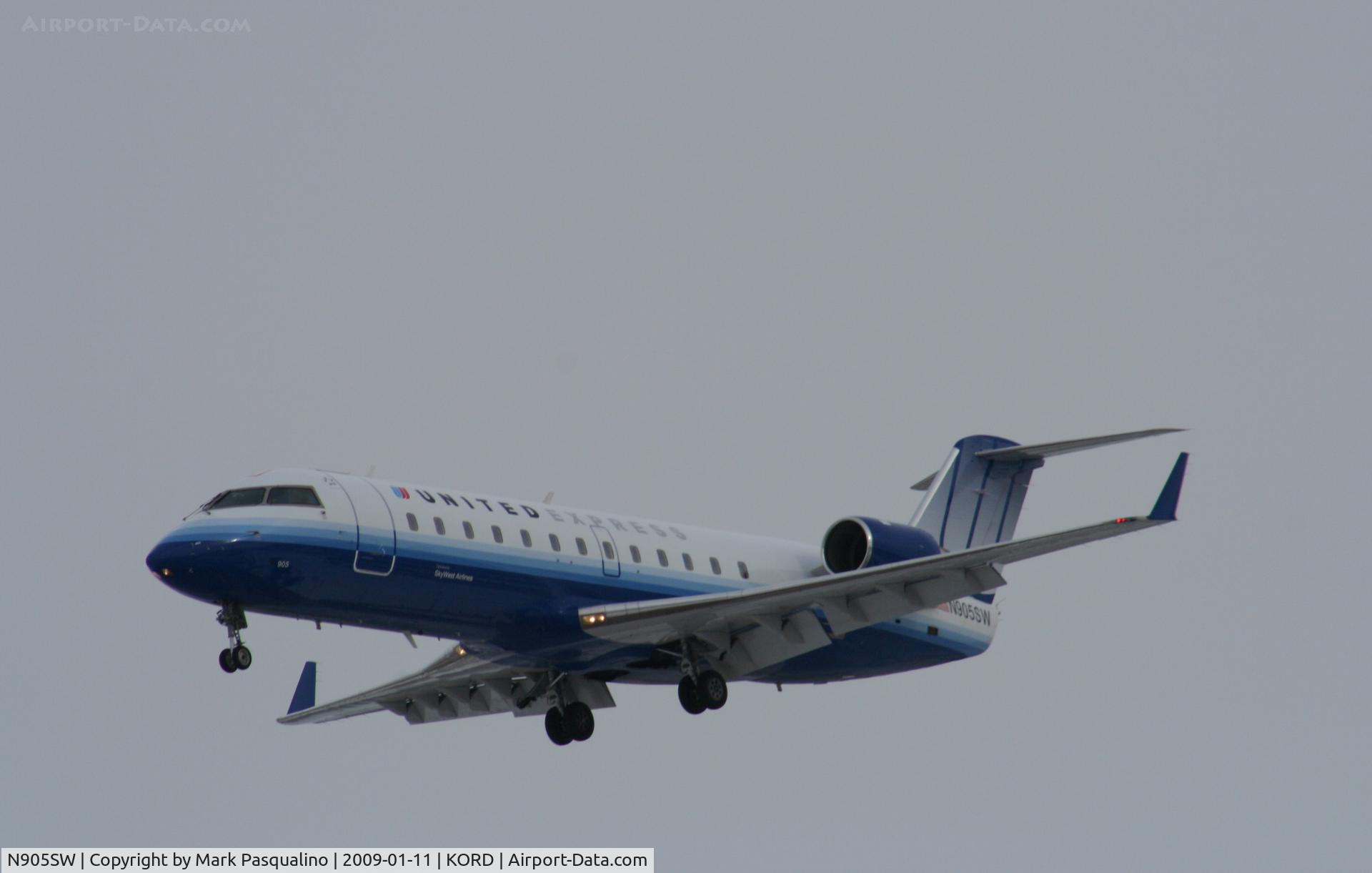 N905SW, 2000 Bombardier CRJ-200LR (CL-600-2B19) C/N 7437, CL-600-2C10