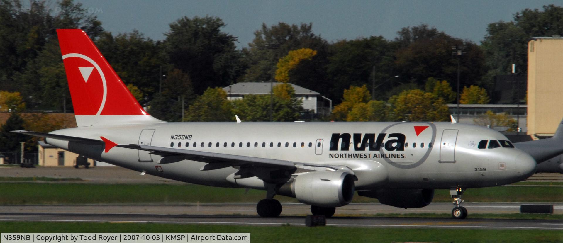 N359NB, 2003 Airbus A319-114 C/N 1923, Departing MSP on 12L