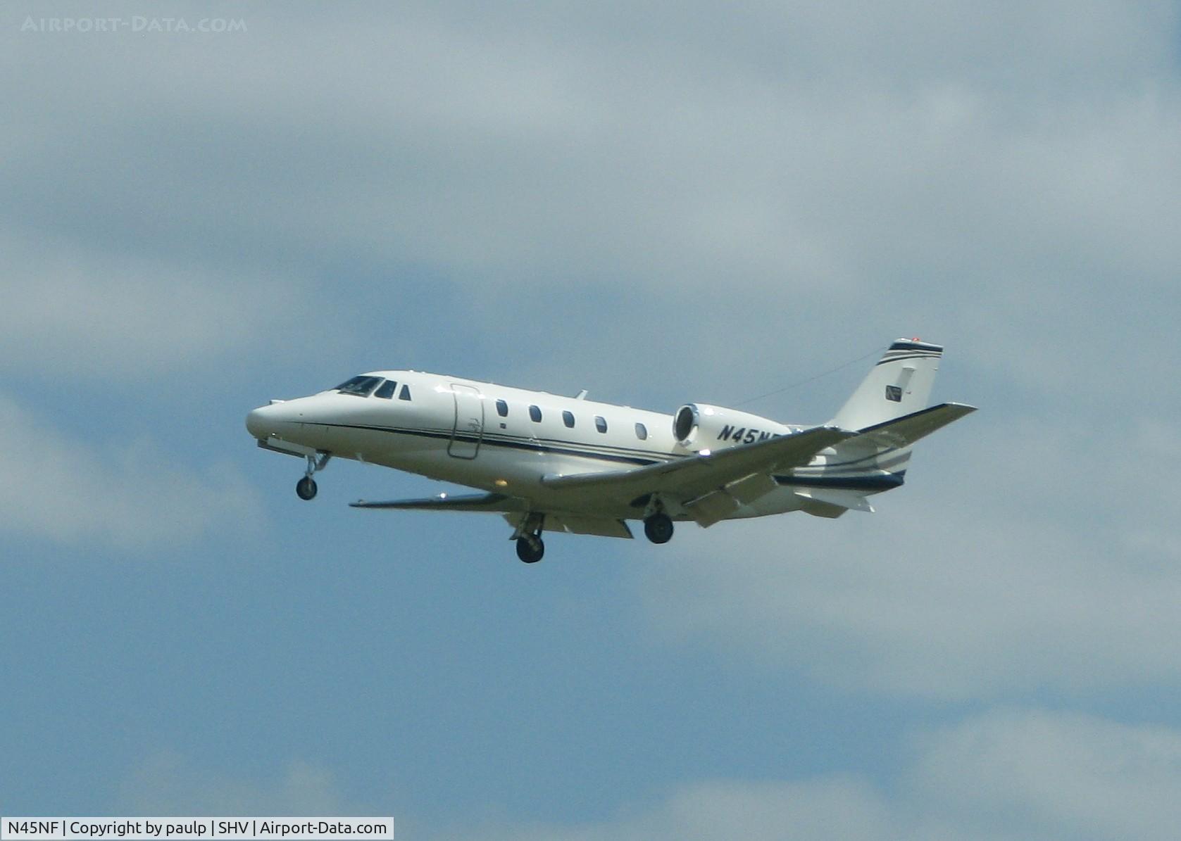 N45NF, 2005 Cessna 560XL C/N 560-5563, Landing at the Shreveport Regional airport.