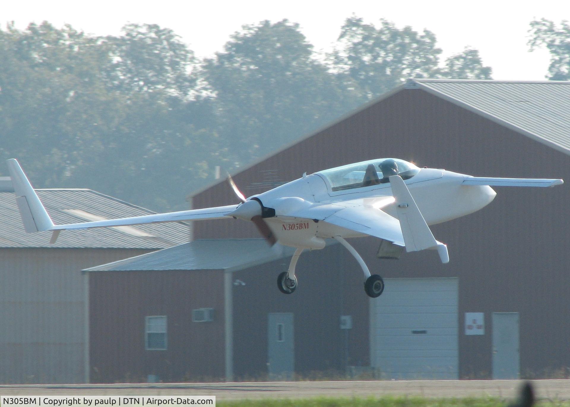 N305BM, Rutan Long-EZ C/N Not found N305BM, I have seen a few of these planes land and they all had the front gear down on approach. This one did not come down until the rear tires were almost touching the runway!