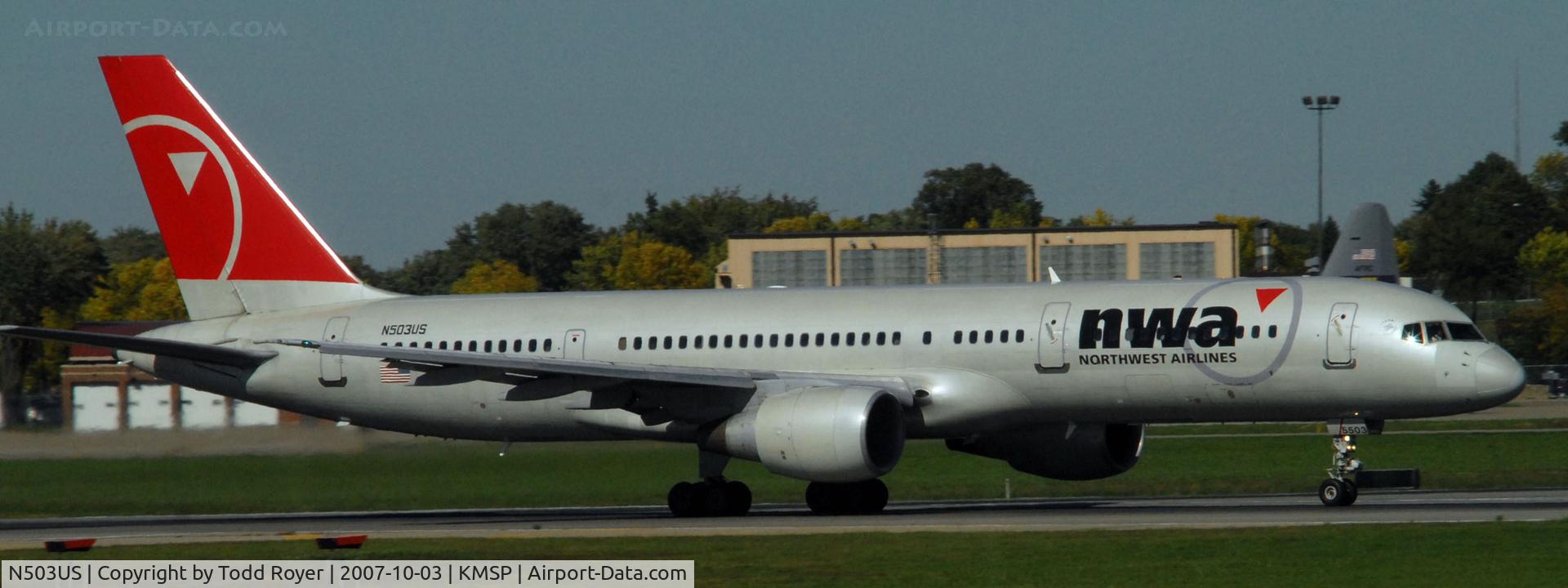 N503US, 1985 Boeing 757-251 C/N 23192, Departing MSP on 12L