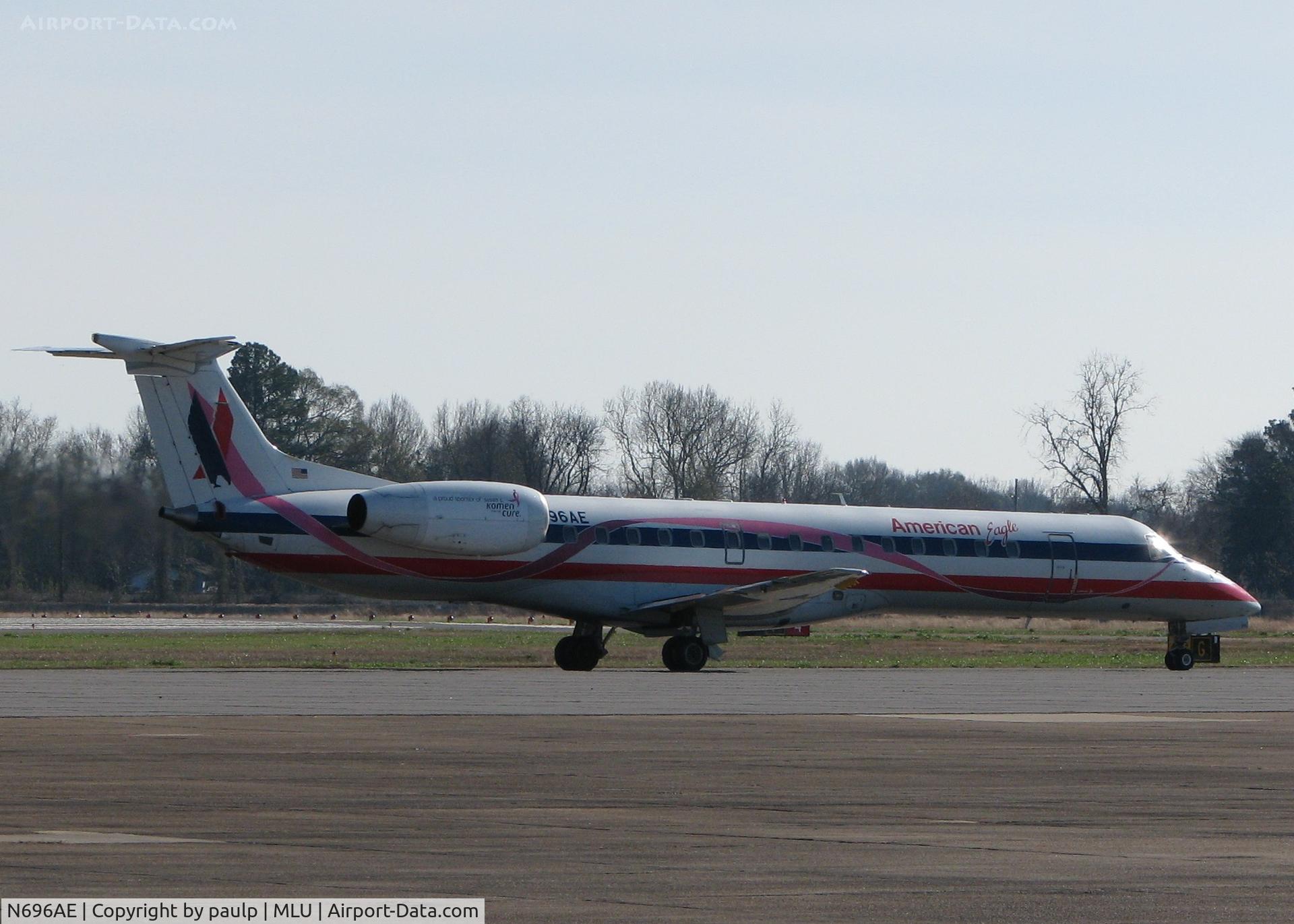 N696AE, 2004 Embraer ERJ-145LR (EMB-145LR) C/N 14500874, Taxiing at the Monroe, Louisiana airport.