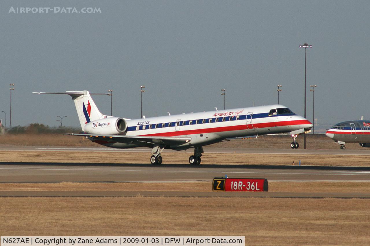N627AE, 1999 Embraer ERJ-145LR (EMB-145LR) C/N 145121, American Eagle at DFW