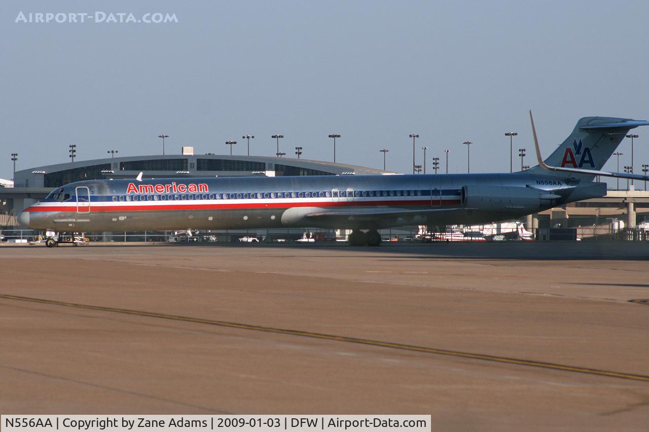 N556AA, 1991 McDonnell Douglas MD-82 (DC-9-82) C/N 53086, American Airlines MD-80 at DFW
