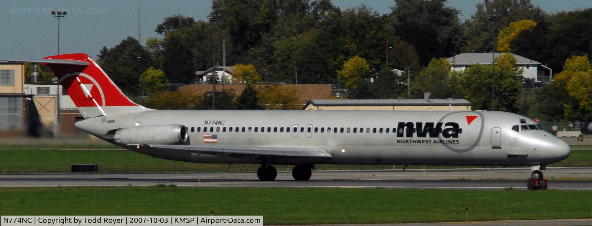 N774NC, 1978 McDonnell Douglas DC-9-51 C/N 47776, Departing MSP on 12L