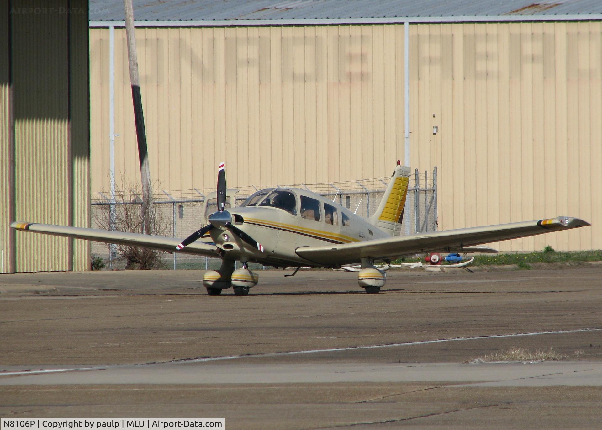 N8106P, 1979 Piper PA-28-236 Dakota C/N 28-8011007, About to start up at the Monroe,Louisiana airport.
