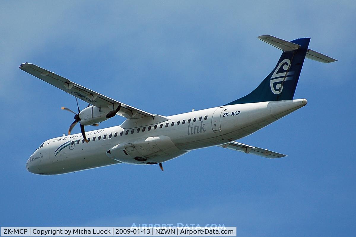 ZK-MCP, 2000 ATR 72-212A C/N 630, Climbing out of Wellington