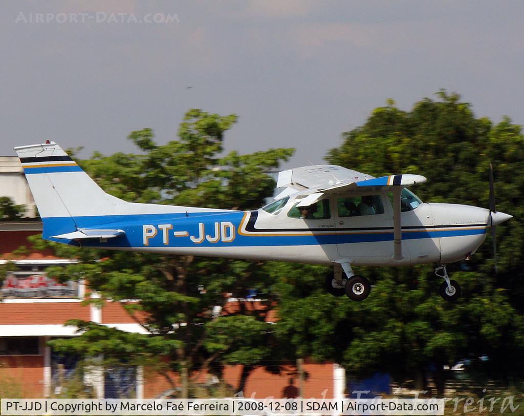 PT-JJD, 1974 Cessna 172M Hawk II C/N 17262785, Landing in Campinas, Amarais. SDAM