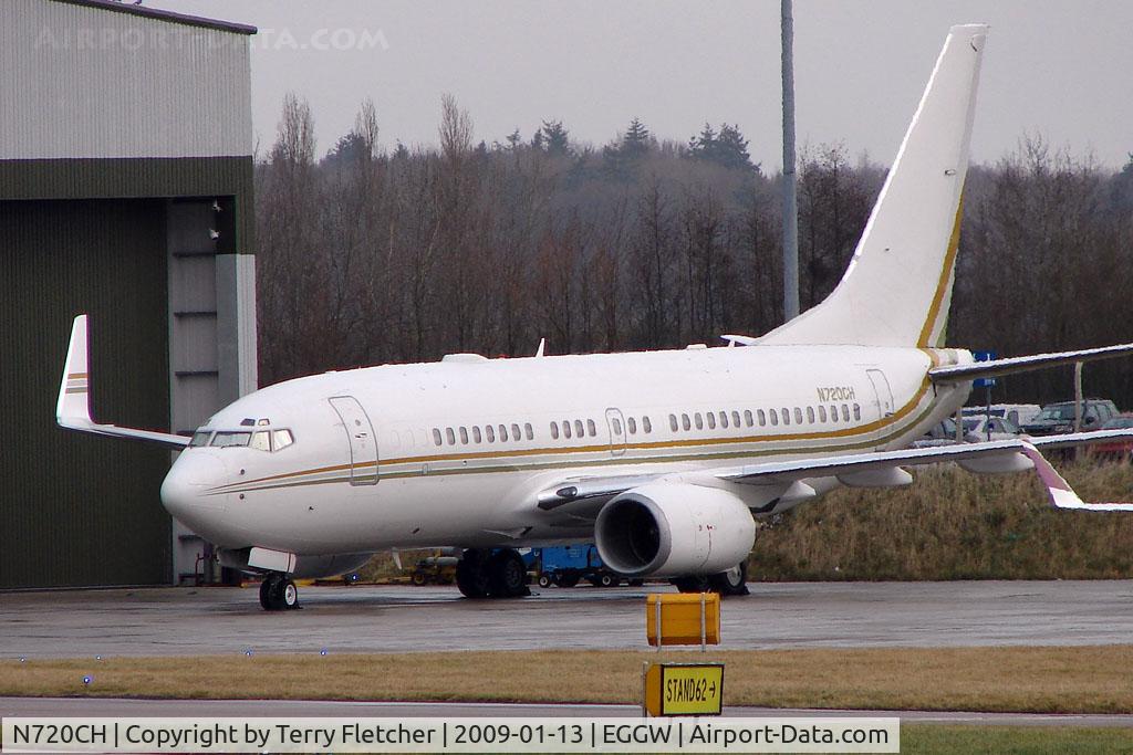 N720CH, 1999 Boeing 737-7AK/BBJ C/N 29866, Boeing 737BBJ at Luton
