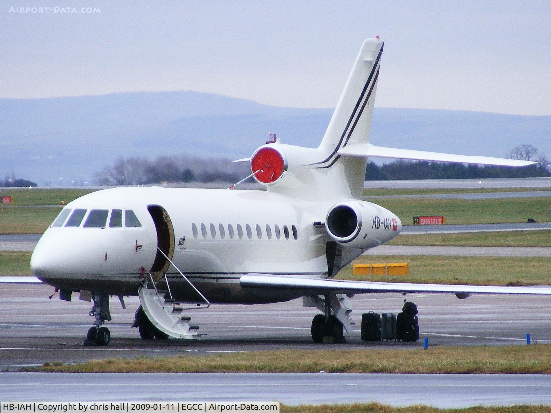 HB-IAH, 1998 Dassault Falcon 900EX C/N 028, TAG Aviation