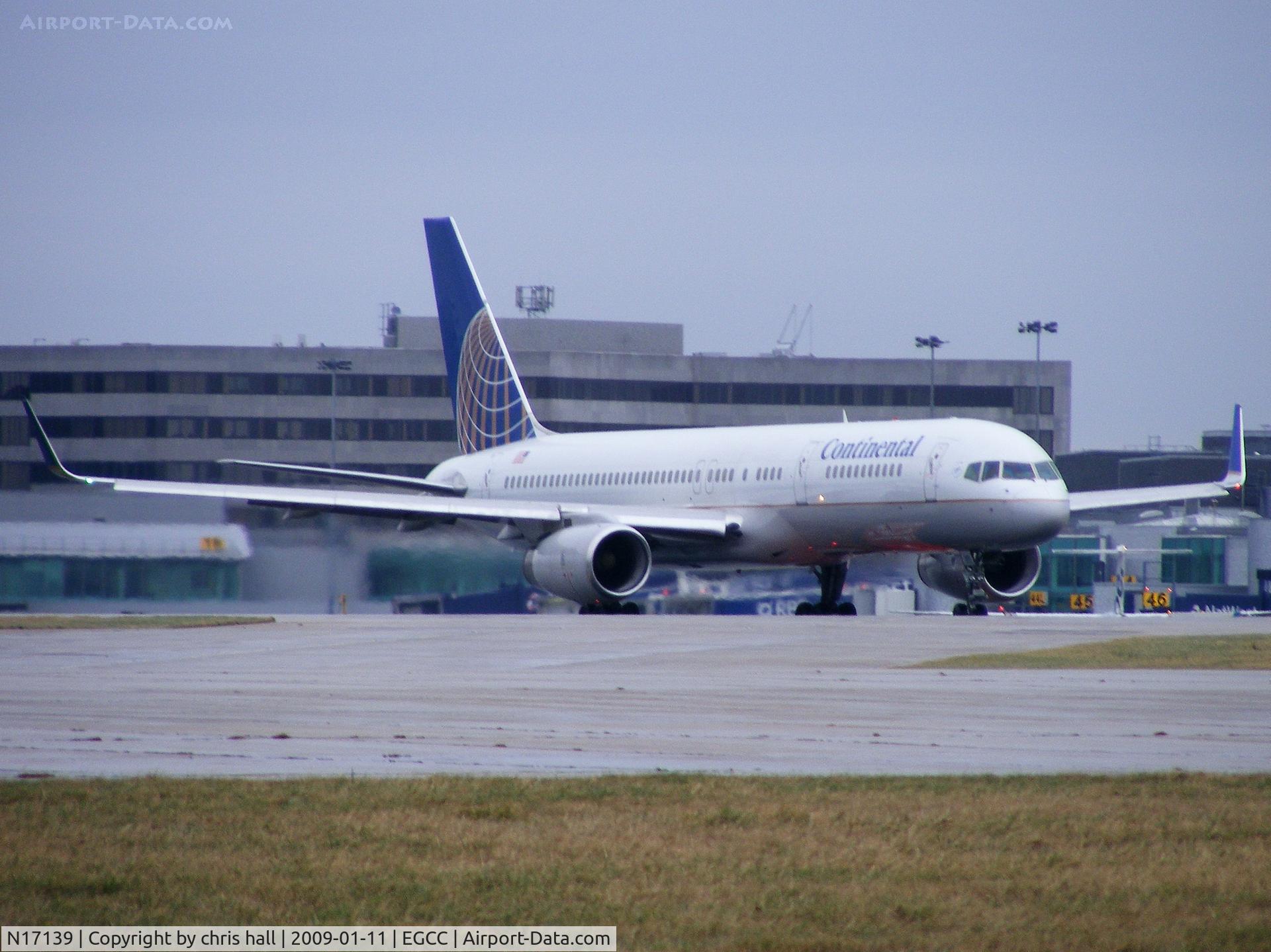 N17139, 2000 Boeing 757-224 C/N 30352, Continental