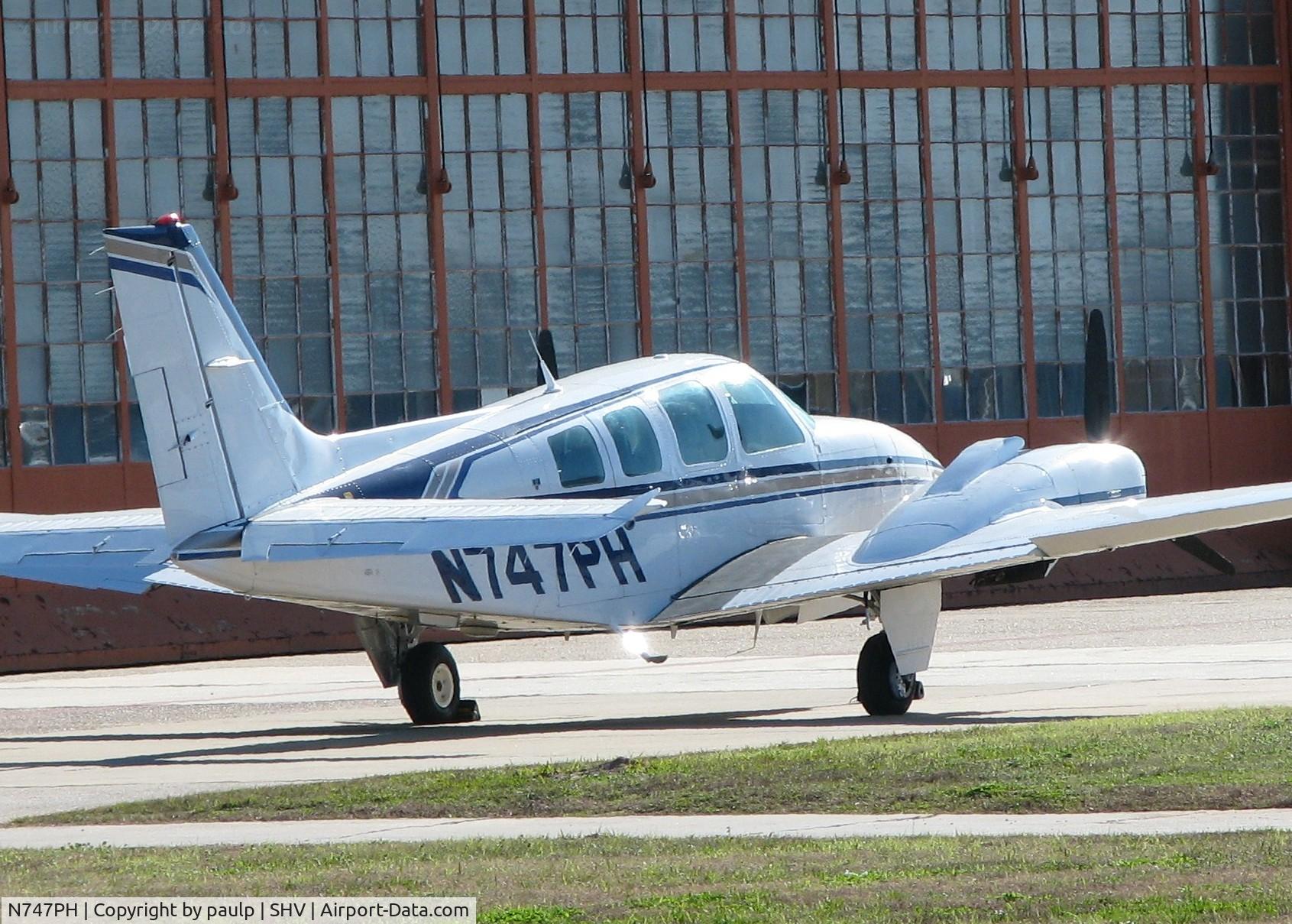 N747PH, 1988 Beech 58 Baron C/N TH-1533, Parked at Shreveport Regional.