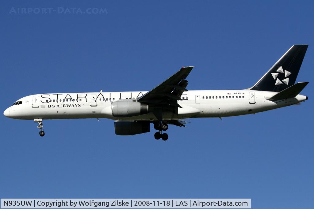 N935UW, 1994 Boeing 757-2B7 C/N 27201, visitor