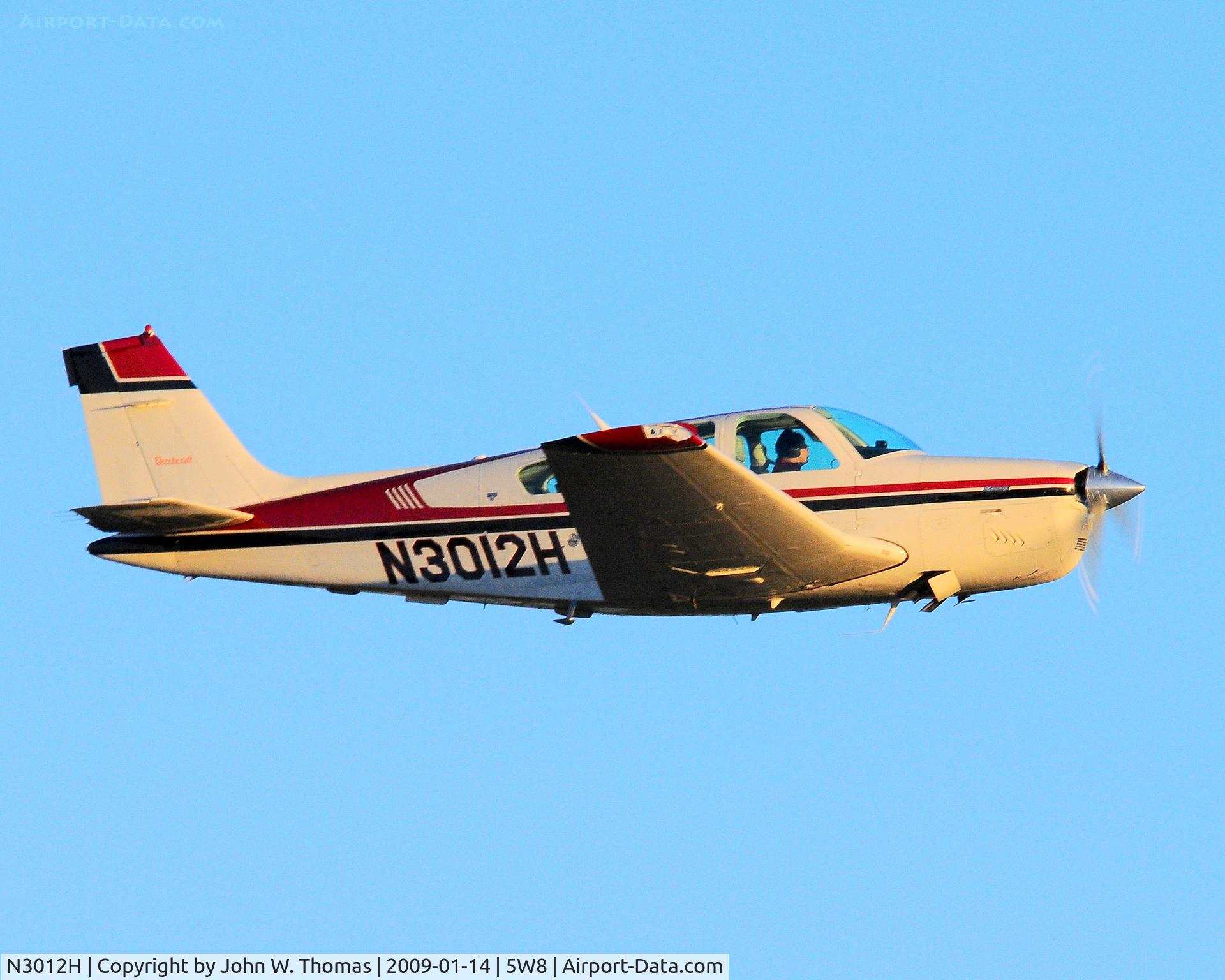 N3012H, 1987 Beech F33A Bonanza C/N CE-1109, Departing runway 22
