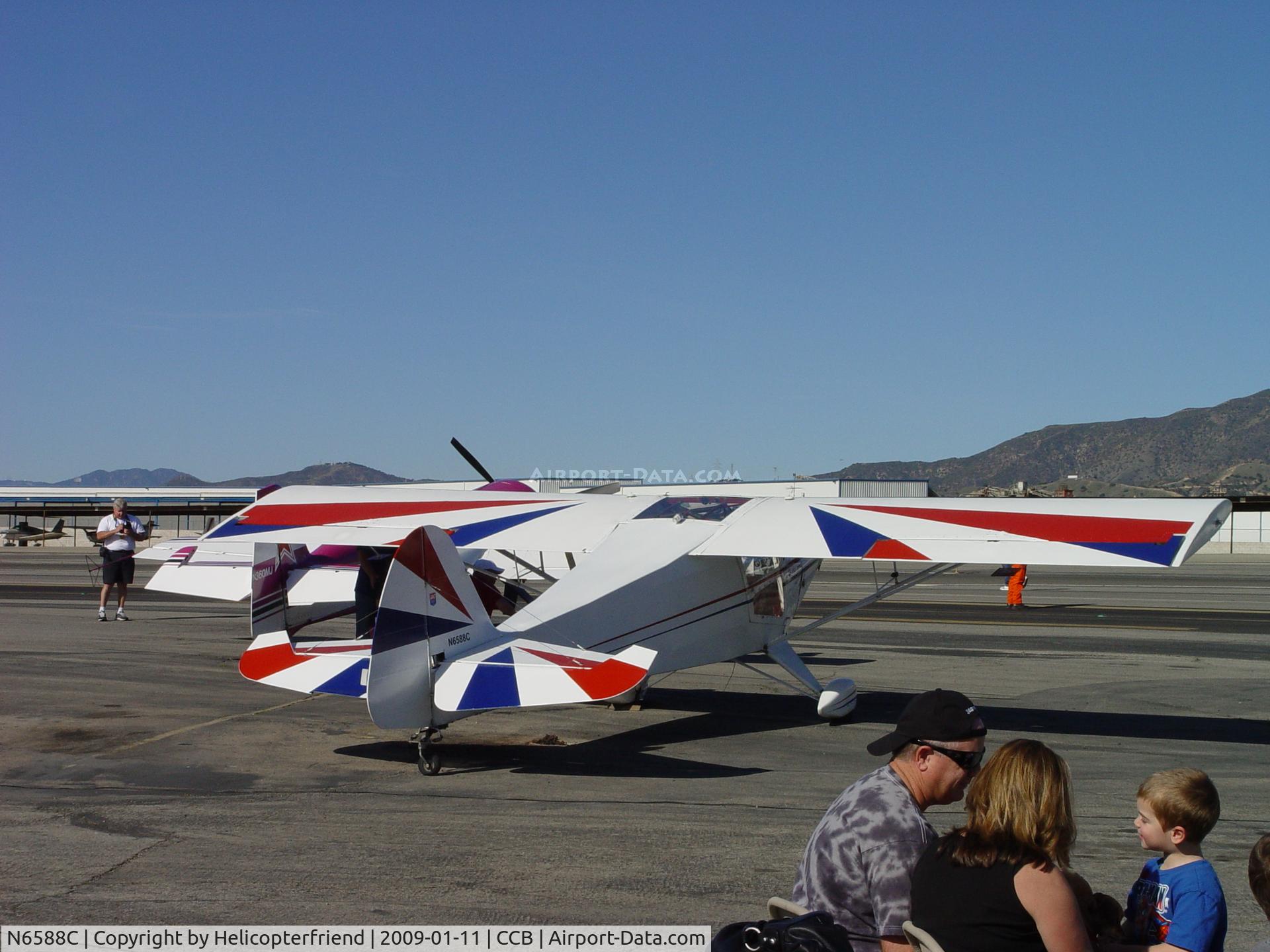 N6588C, 1992 Taylorcraft/Swick T-Clips C/N 1, Waiting to perform at Cable Air Show