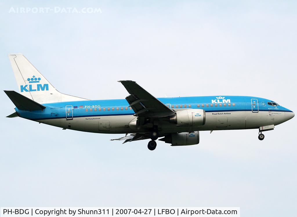 PH-BDG, 1986 Boeing 737-306 C/N 23542, Landing rwy 14R