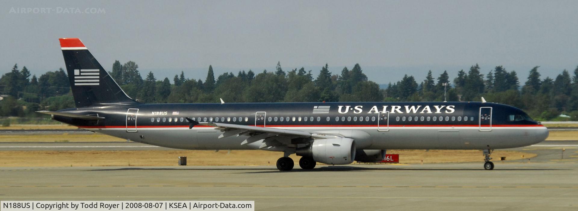 N188US, 2002 Airbus A321-211 C/N 1724, Taxi for departure