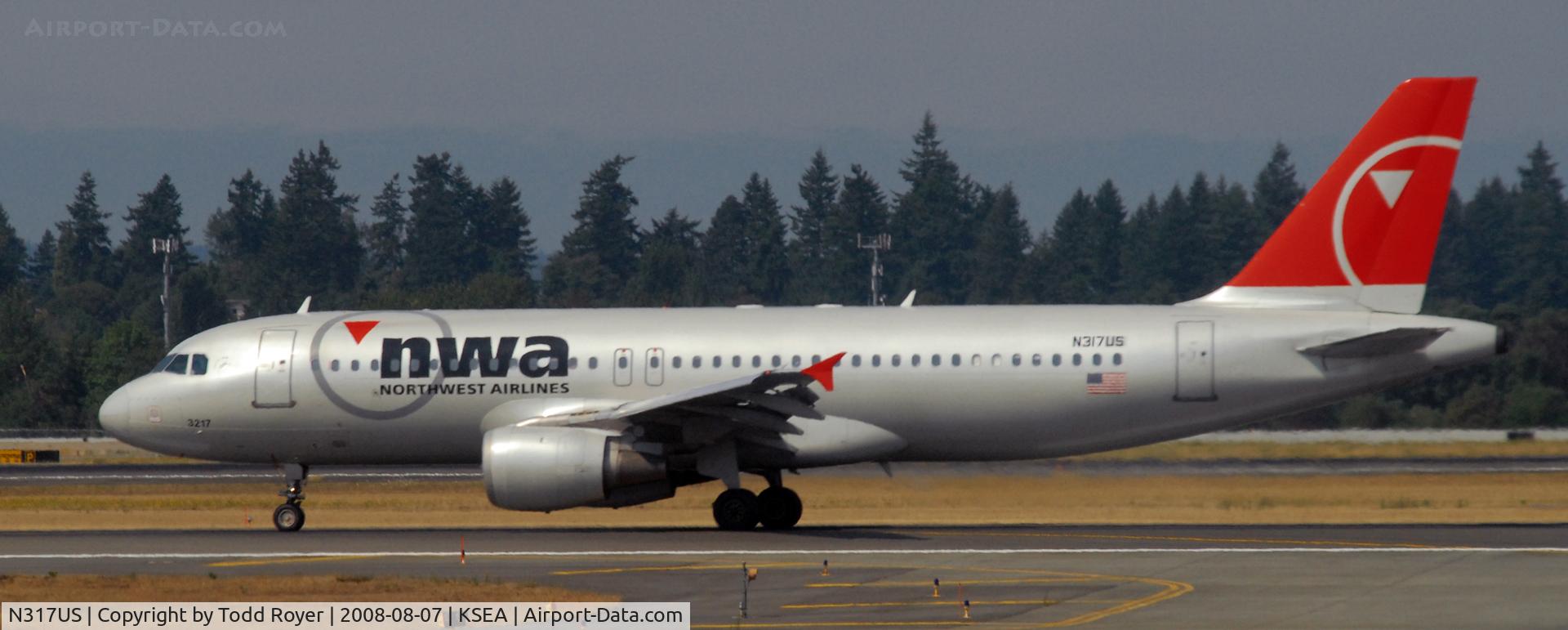 N317US, 1991 Airbus A320-211 C/N 197, Landing Runway 16L at SEA