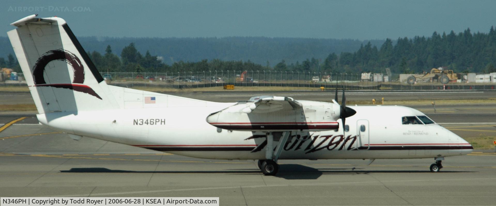 N346PH, 1997 De Havilland Canada DHC-8-202 Dash 8 C/N 477, Taxi for departure