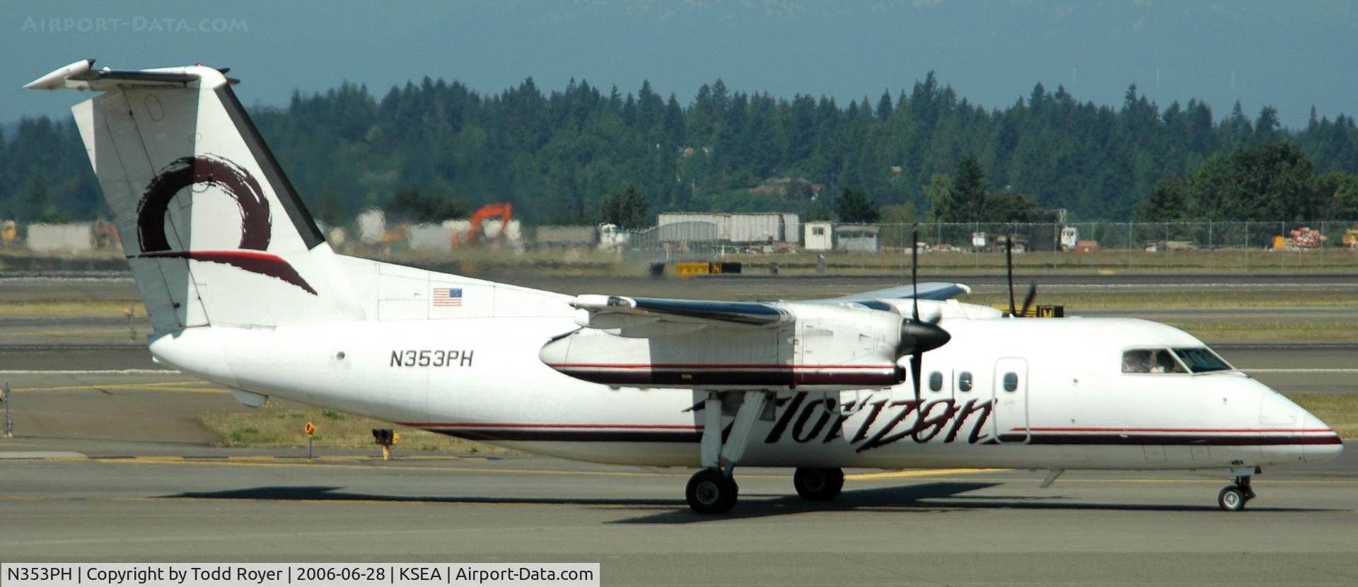 N353PH, 1997 De Havilland Canada DHC-8-202 Dash 8 C/N 496, Taxi to gate