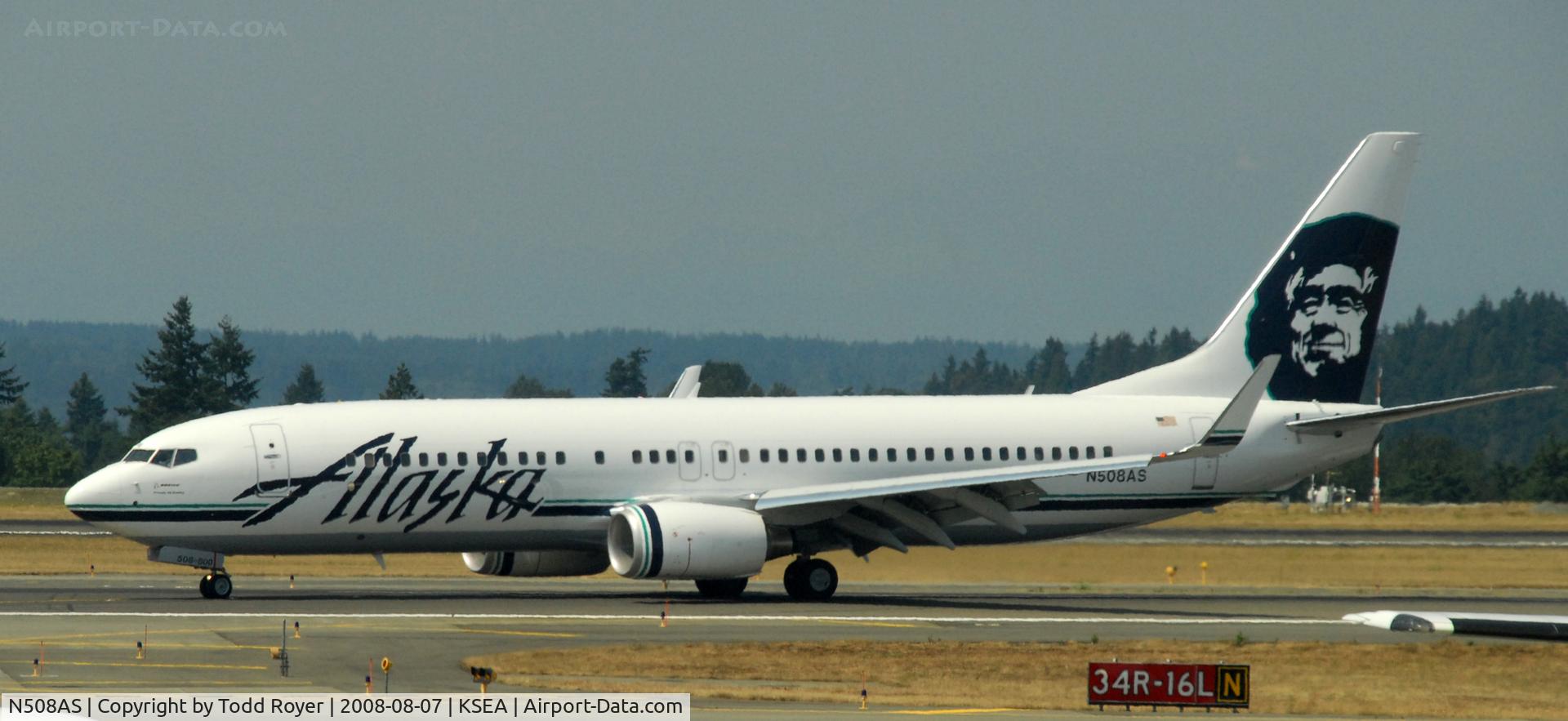 N508AS, 2008 Boeing 737-890 C/N 35691, Landing Runway 16L at SEA