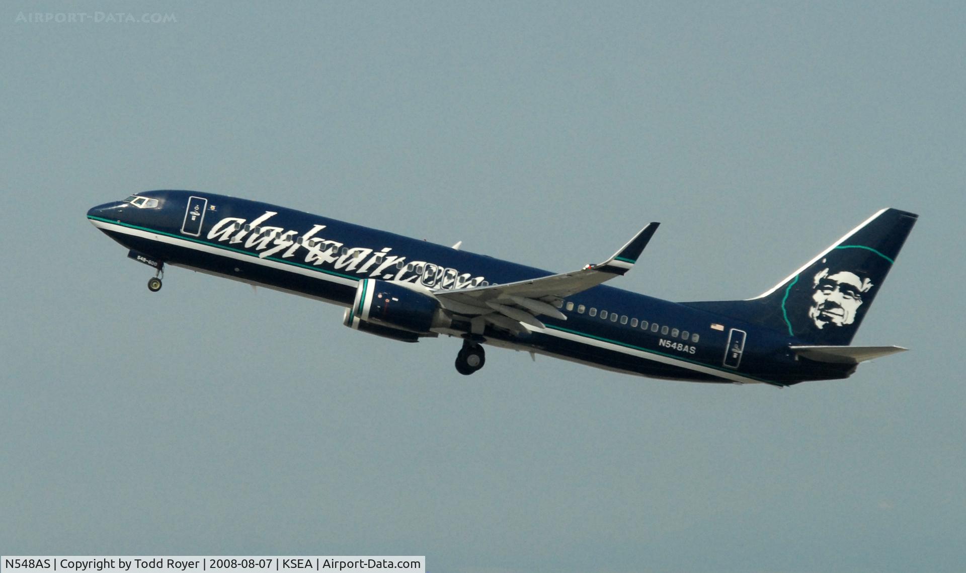 N548AS, 2005 Boeing 737-890 C/N 30020, Departing SEA on 16L