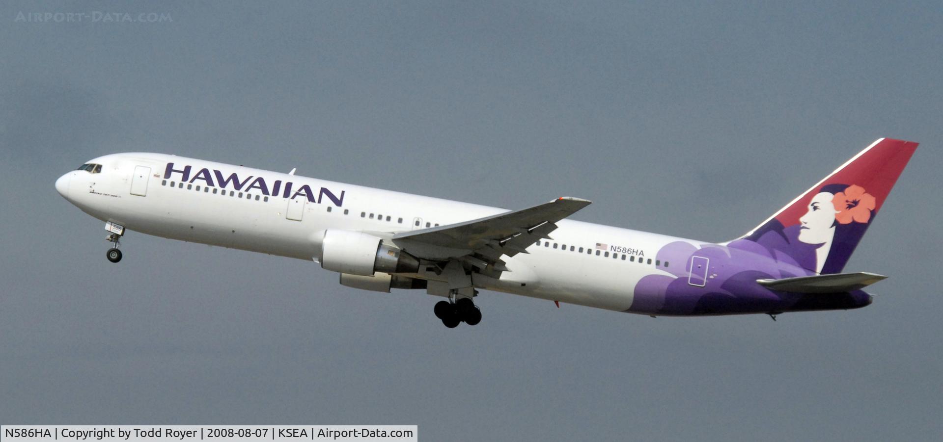 N586HA, 1989 Boeing 767-3G5 C/N 24259, Departing SEA on 16L