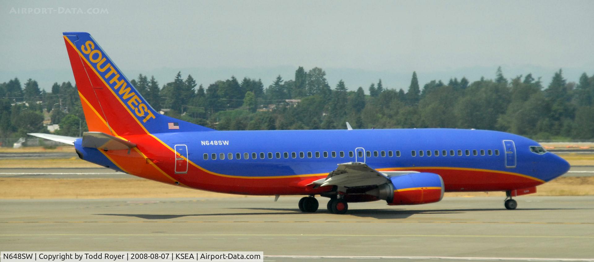 N648SW, 1997 Boeing 737-3H4 C/N 27718, Taxi for departure