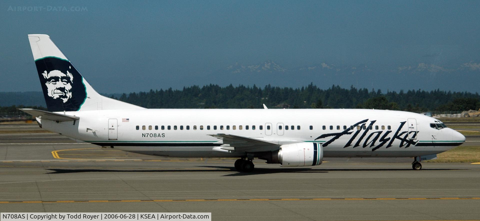 N708AS, 1999 Boeing 737-490 C/N 28895, T