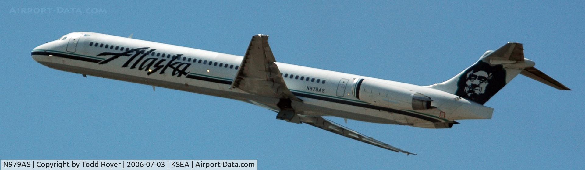 N979AS, 1996 McDonnell Douglas MD-83 (DC-9-83) C/N 53471, Departing SEA on 16L