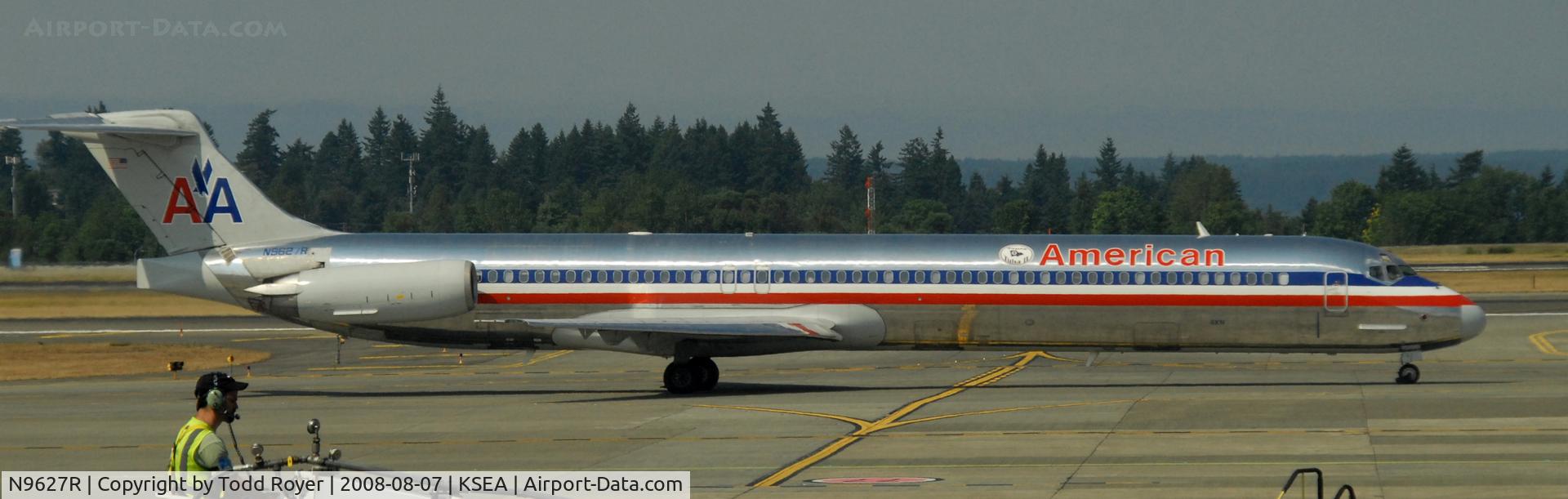N9627R, 1998 McDonnell Douglas MD-83 (DC-9-83) C/N 53597, Taxi for departure