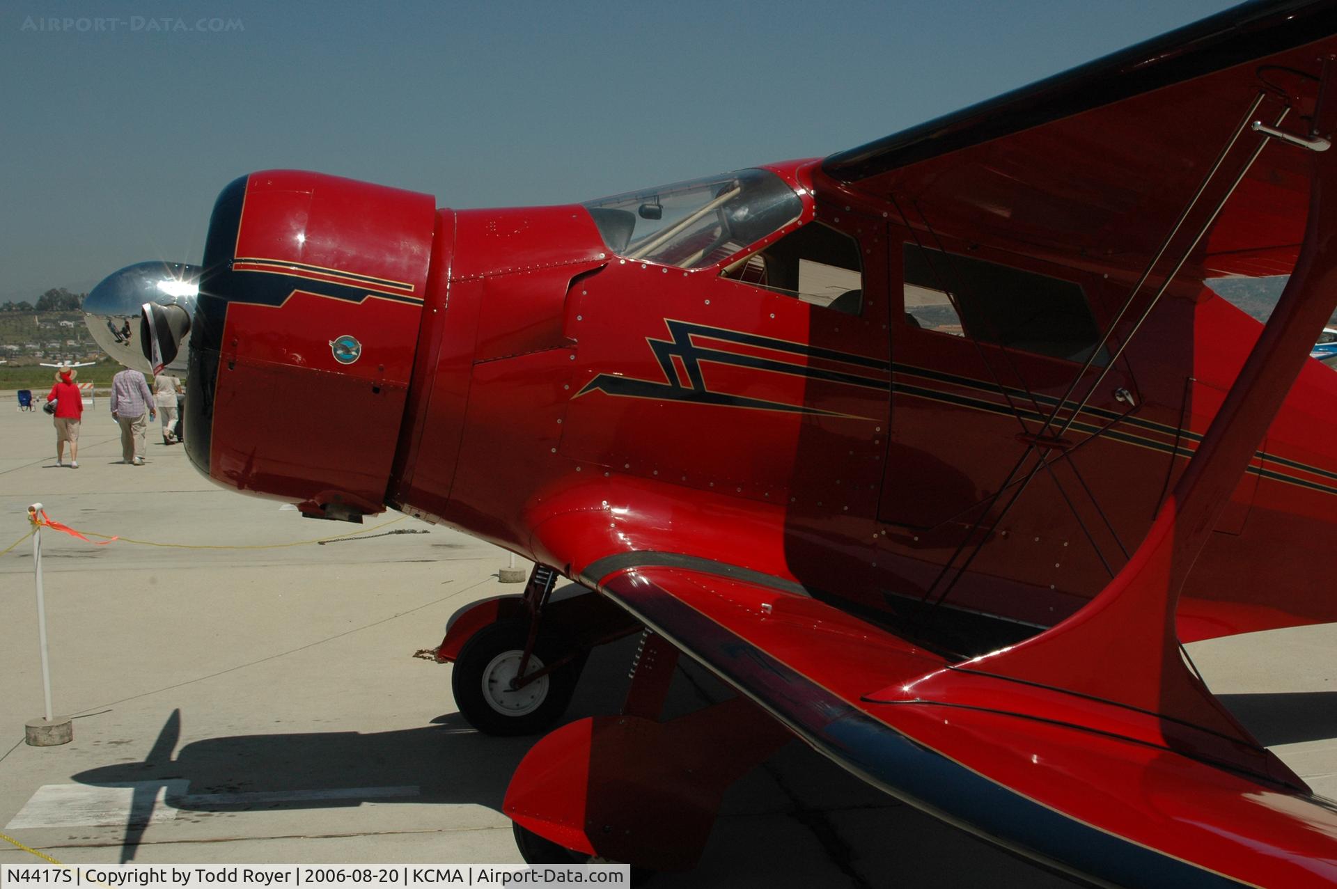 N4417S, 1944 Beech D17S (UC-43-BH/GB2) Staggerwing C/N 6918, Camarillo Airshow 2006