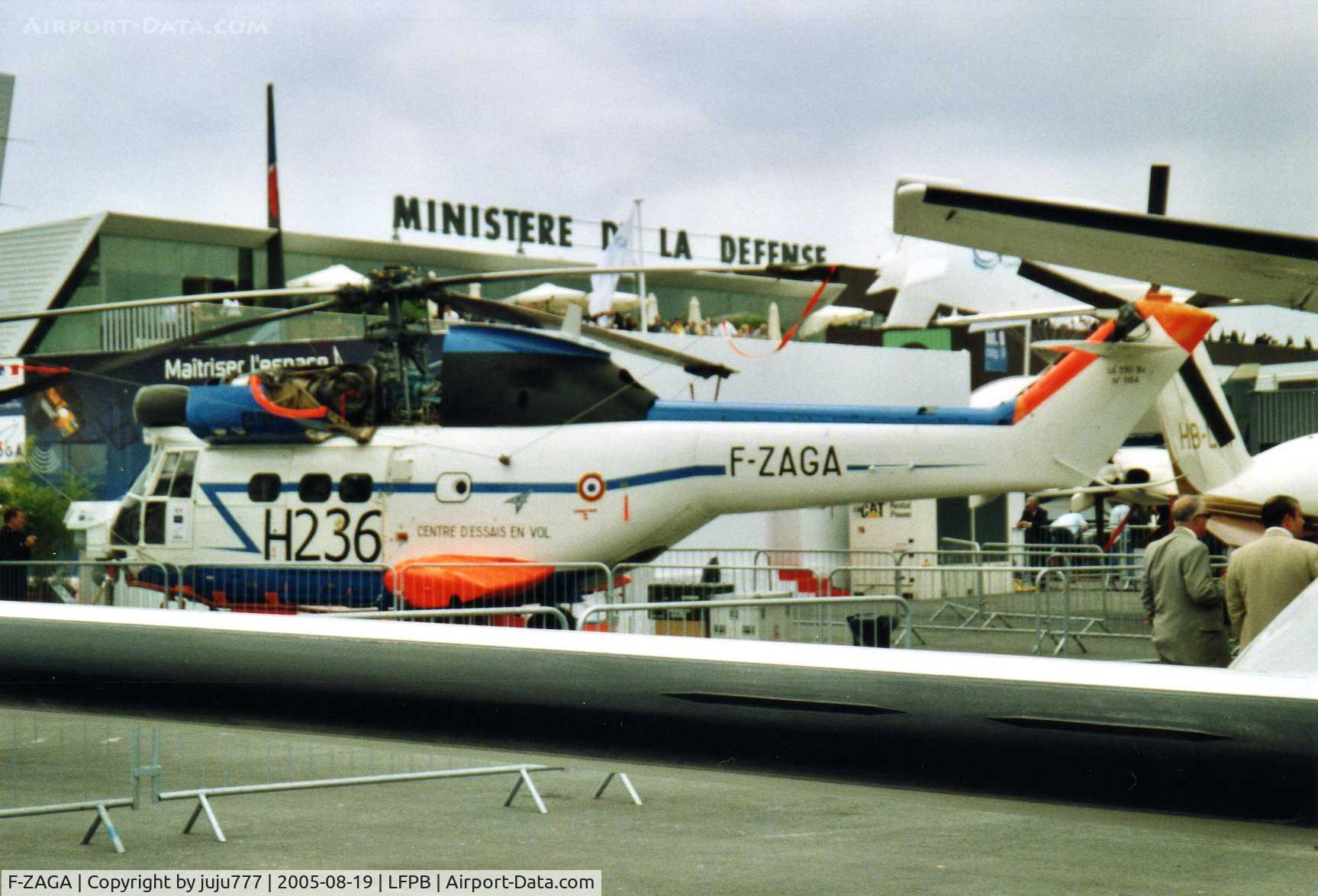F-ZAGA, Aérospatiale SA-330 Puma (IAR-330) C/N 1184, on display at Le Bourget