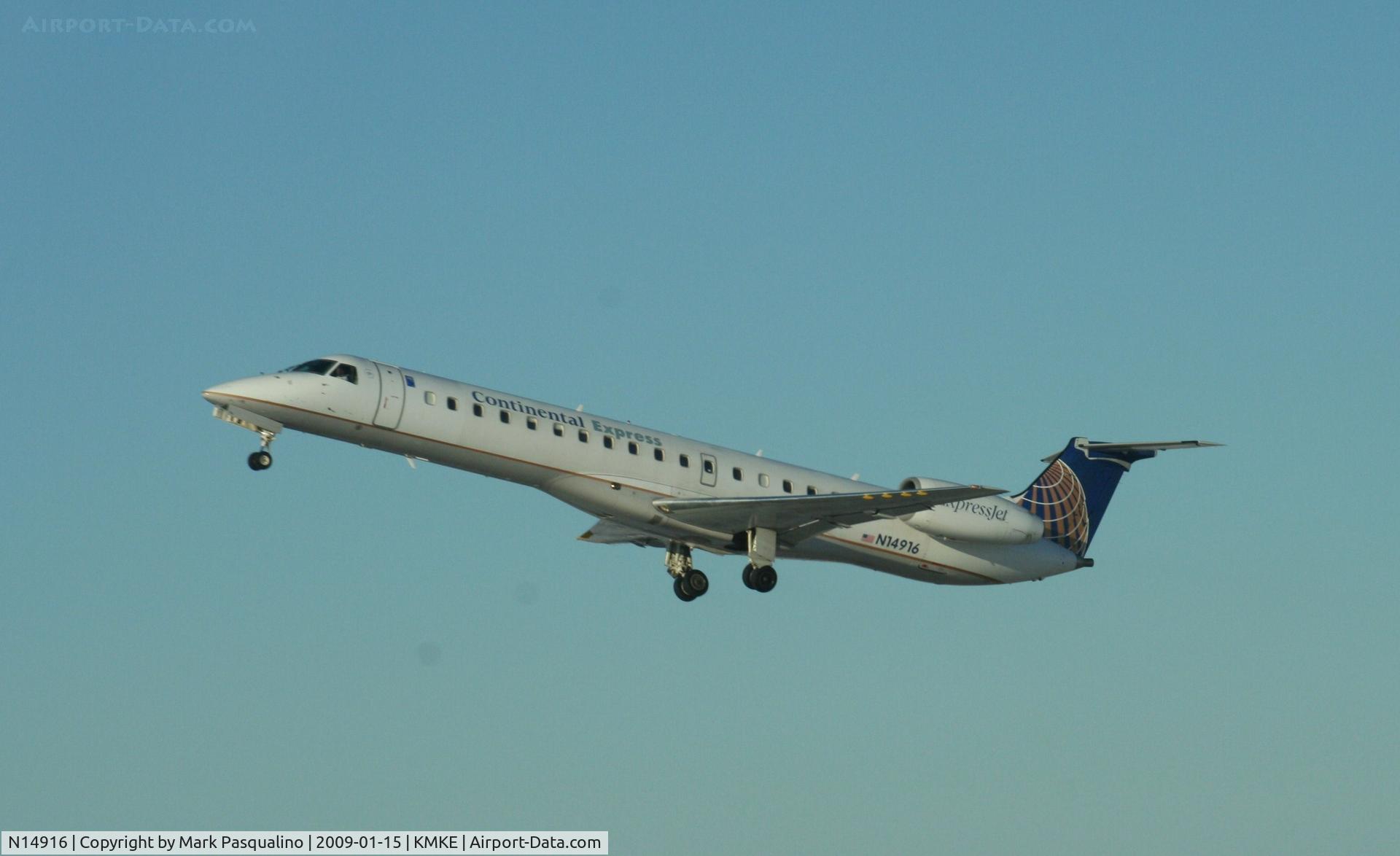 N14916, 2001 Embraer ERJ-145LR (EMB-145LR) C/N 145415, EMB-145LR