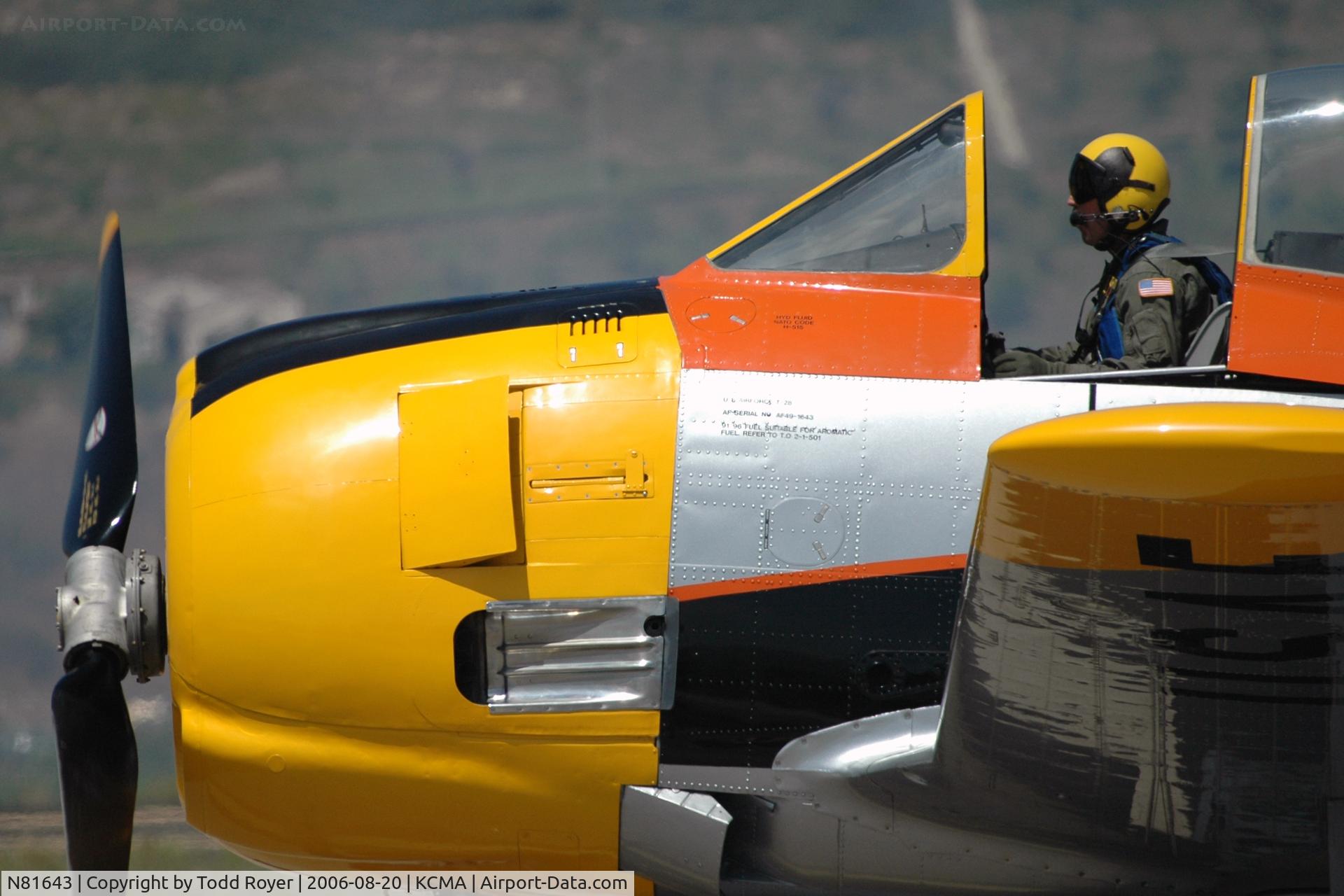 N81643, 1949 North American T-28A Trojan C/N 159-155 (49-1643), Camarillo Airshow 2006