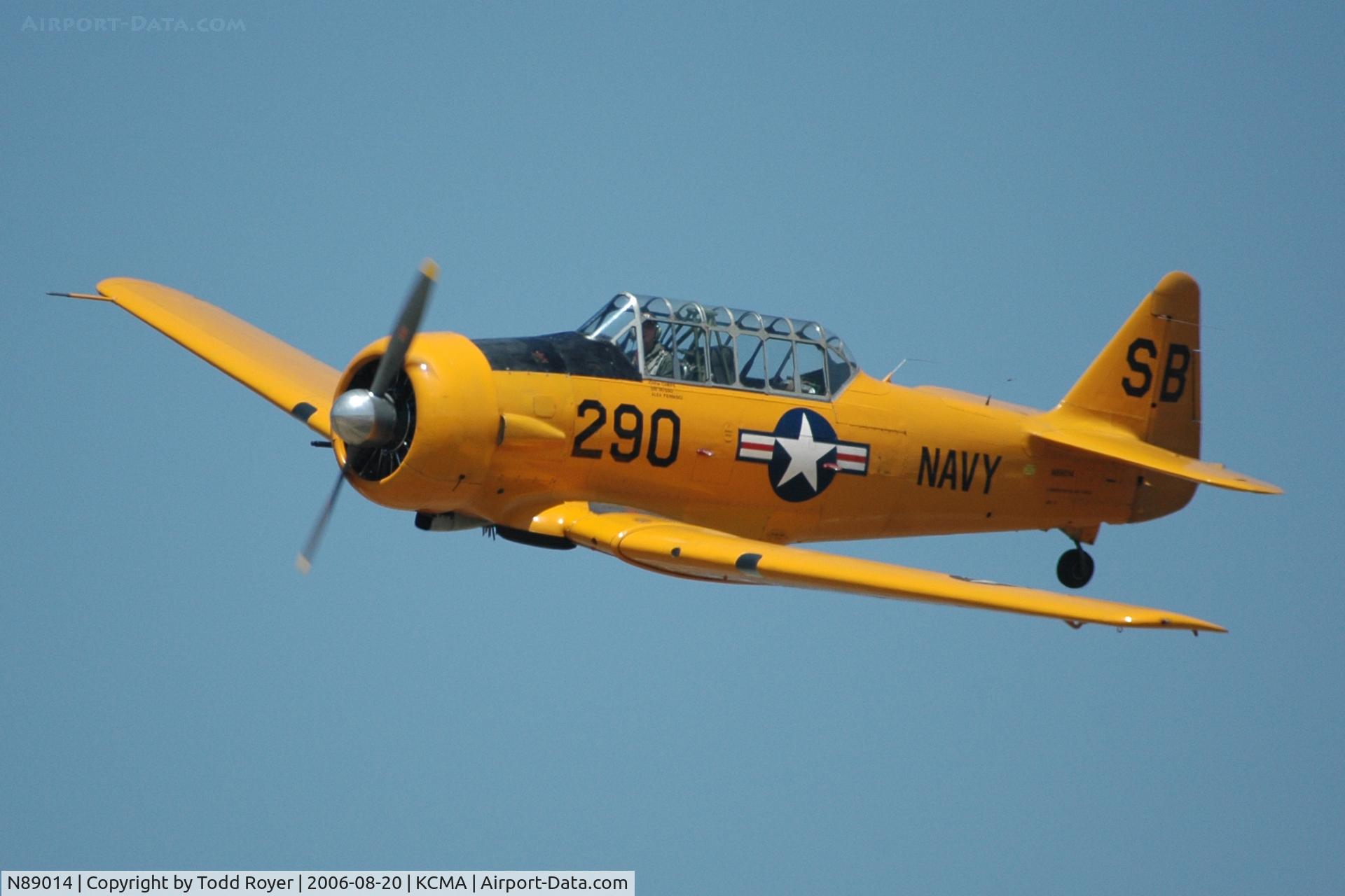 N89014, 1943 North American SNJ-5 Texan Texan C/N 84865, Camarillo Airshow 2006