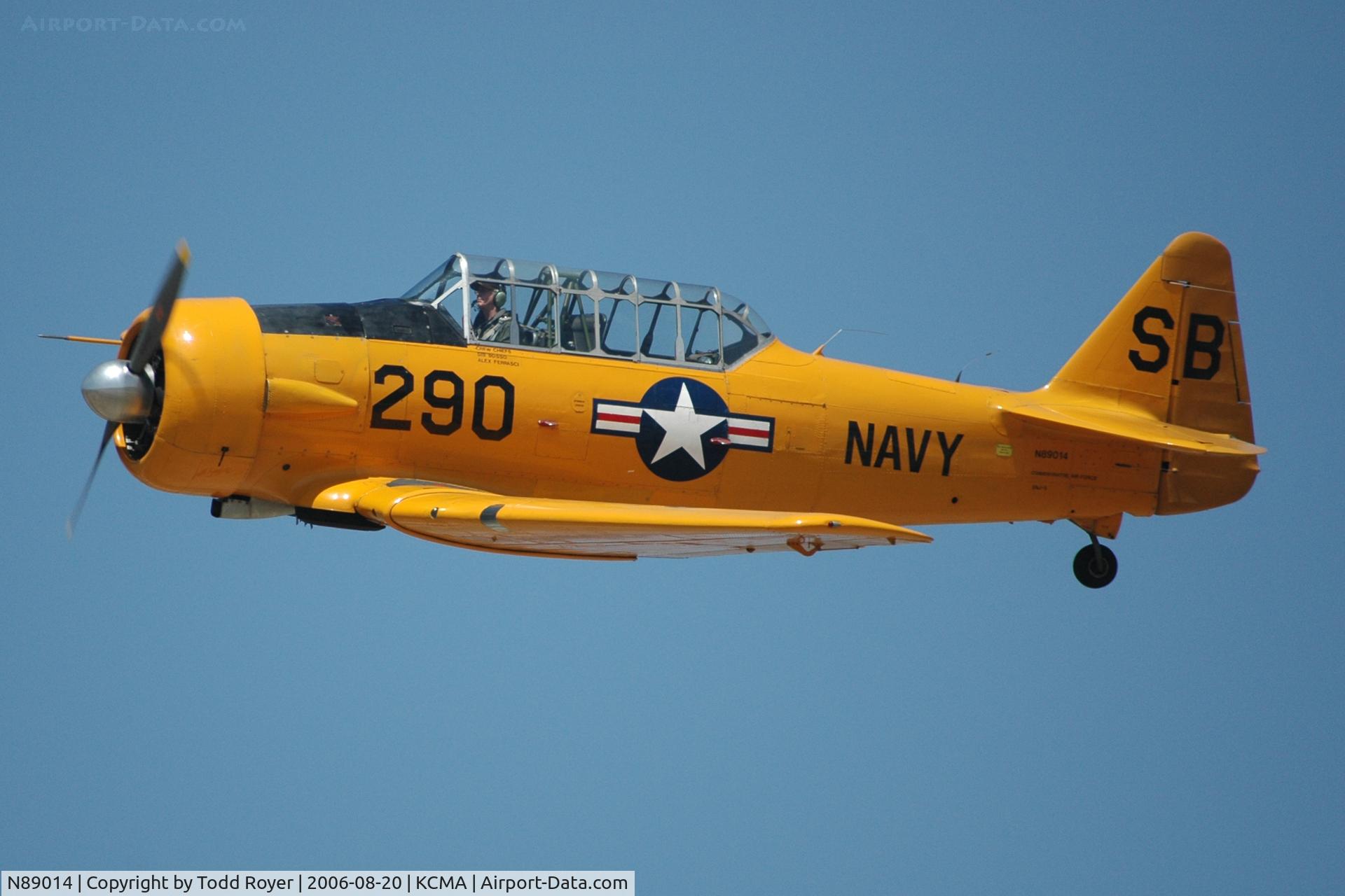 N89014, 1943 North American SNJ-5 Texan Texan C/N 84865, Camarillo Airshow 2006