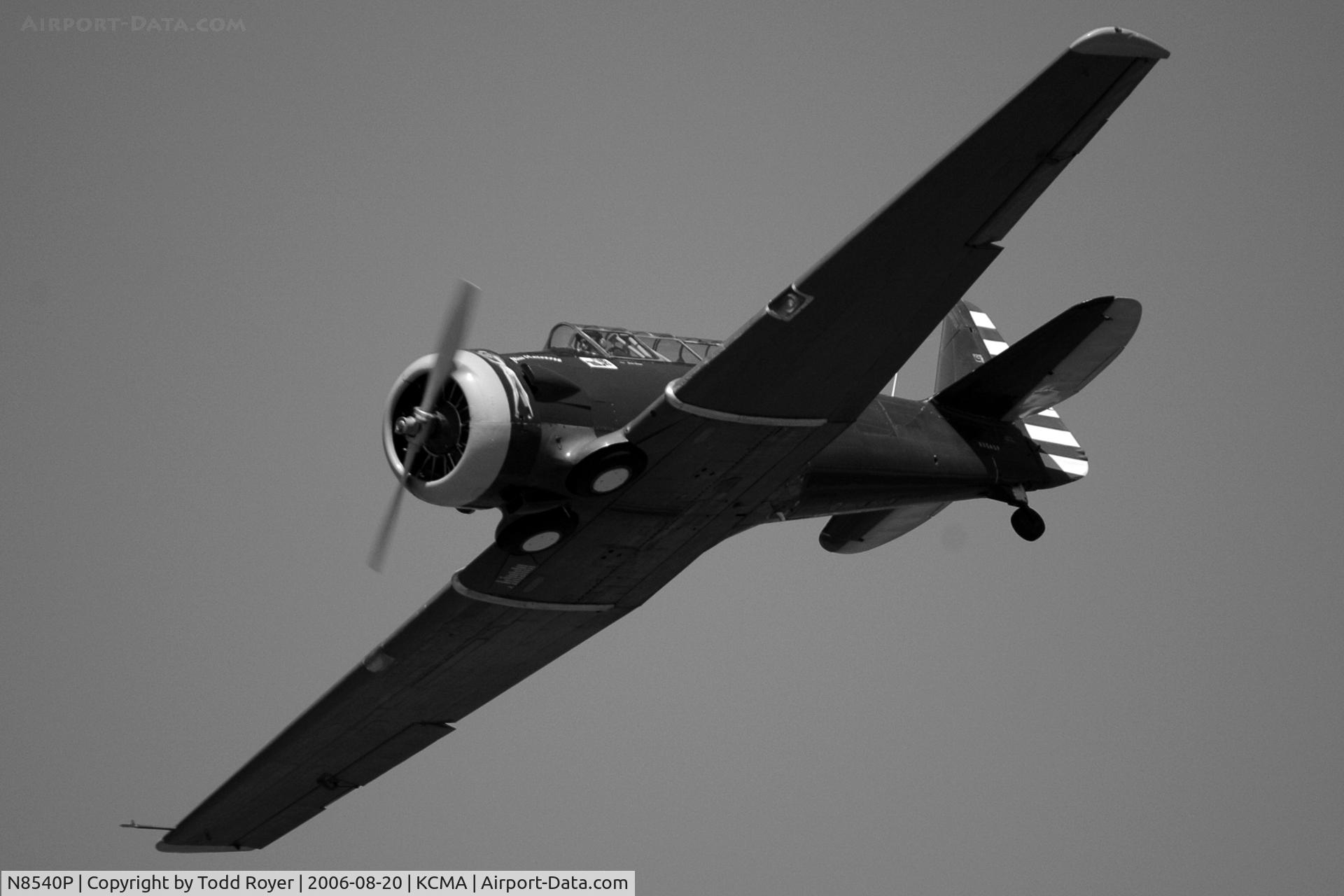 N8540P, 1942 North American AT-6D Texan C/N 42-81646-1, Camarillo Airshow 2006