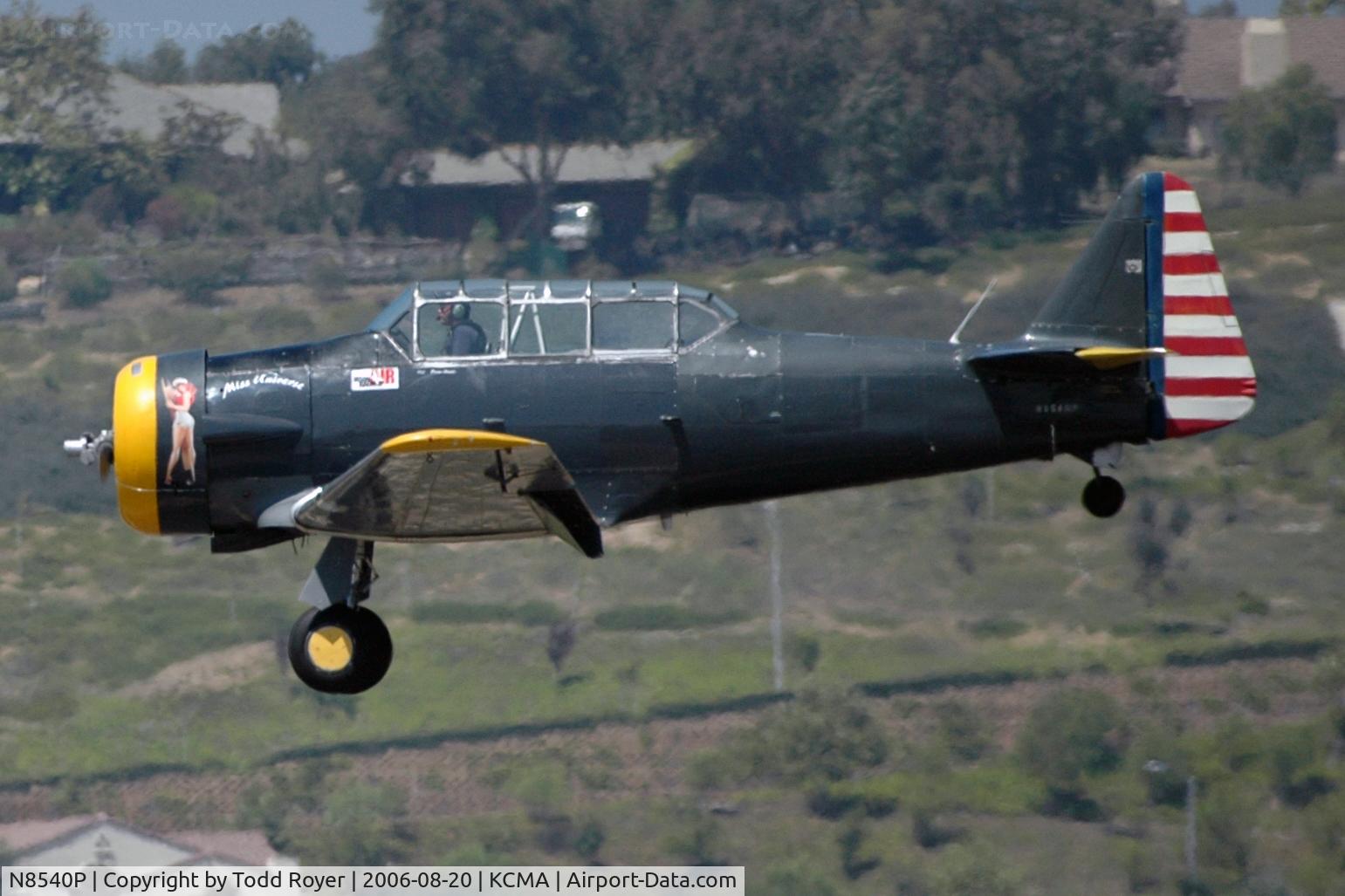 N8540P, 1942 North American AT-6D Texan C/N 42-81646-1, Camarillo Airshow 2006