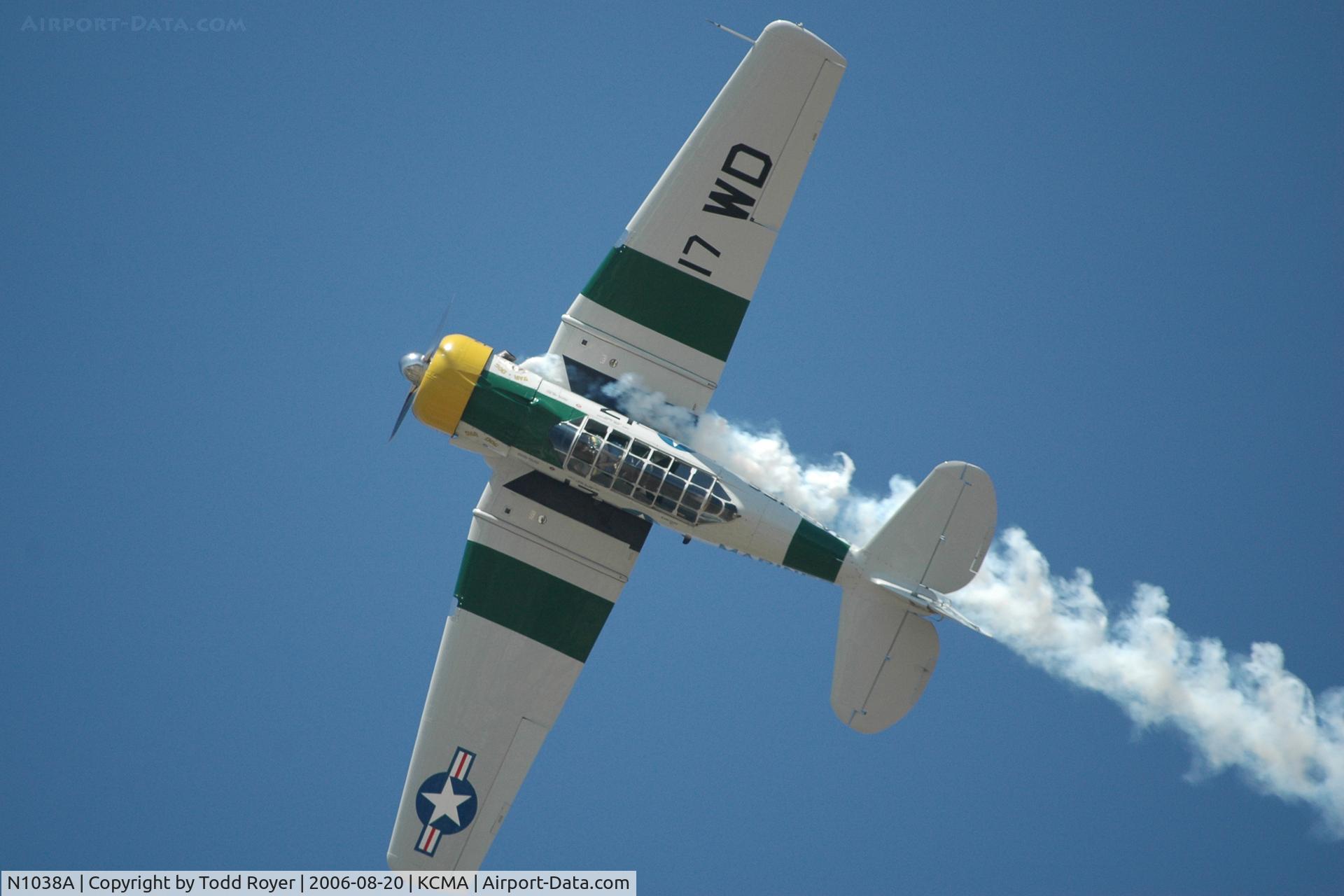 N1038A, 1944 North American SNJ-5 Texan C/N 90917 (121-41633), Camarillo Airshow 2006