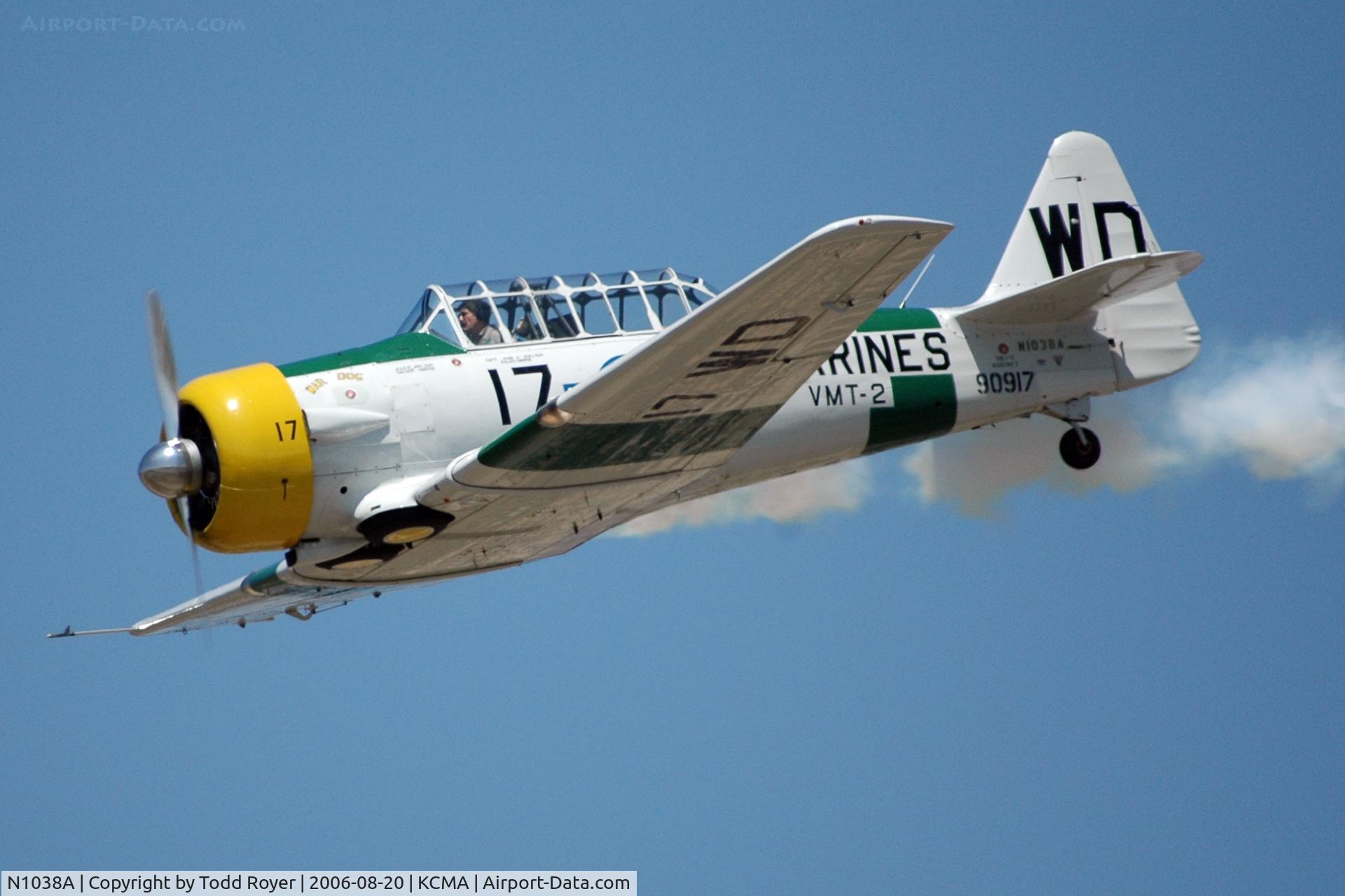 N1038A, 1944 North American SNJ-5 Texan C/N 90917 (121-41633), Camarillo Airshow 2006