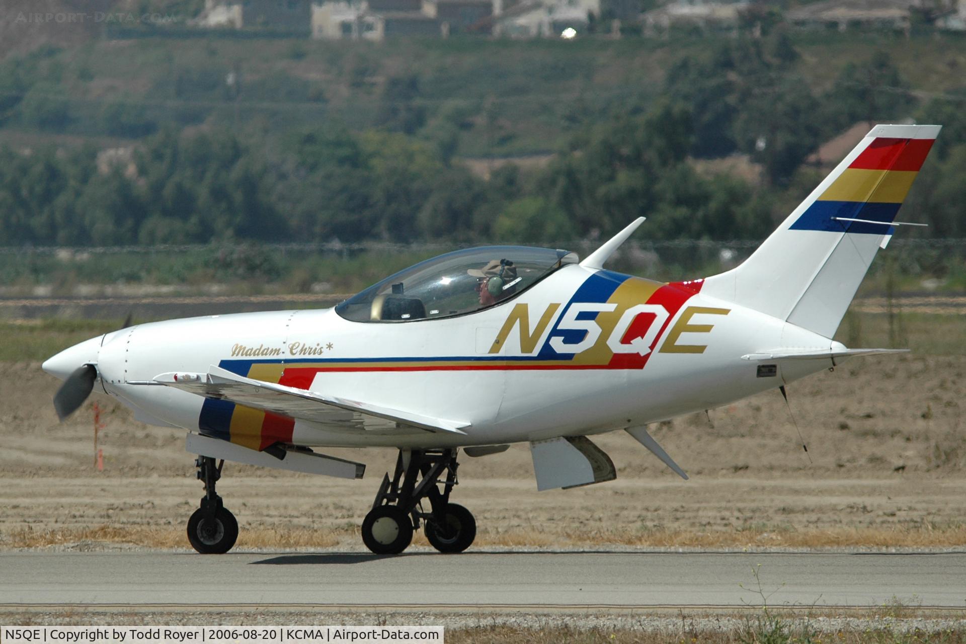 N5QE, 1998 Questair Venture C/N 54, Camarillo Airshow 2006