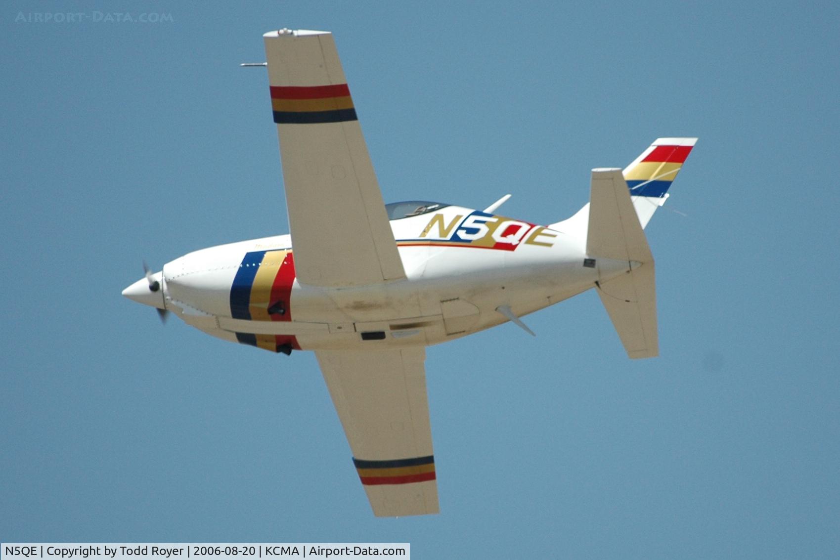N5QE, 1998 Questair Venture C/N 54, Camarillo Airshow 2006