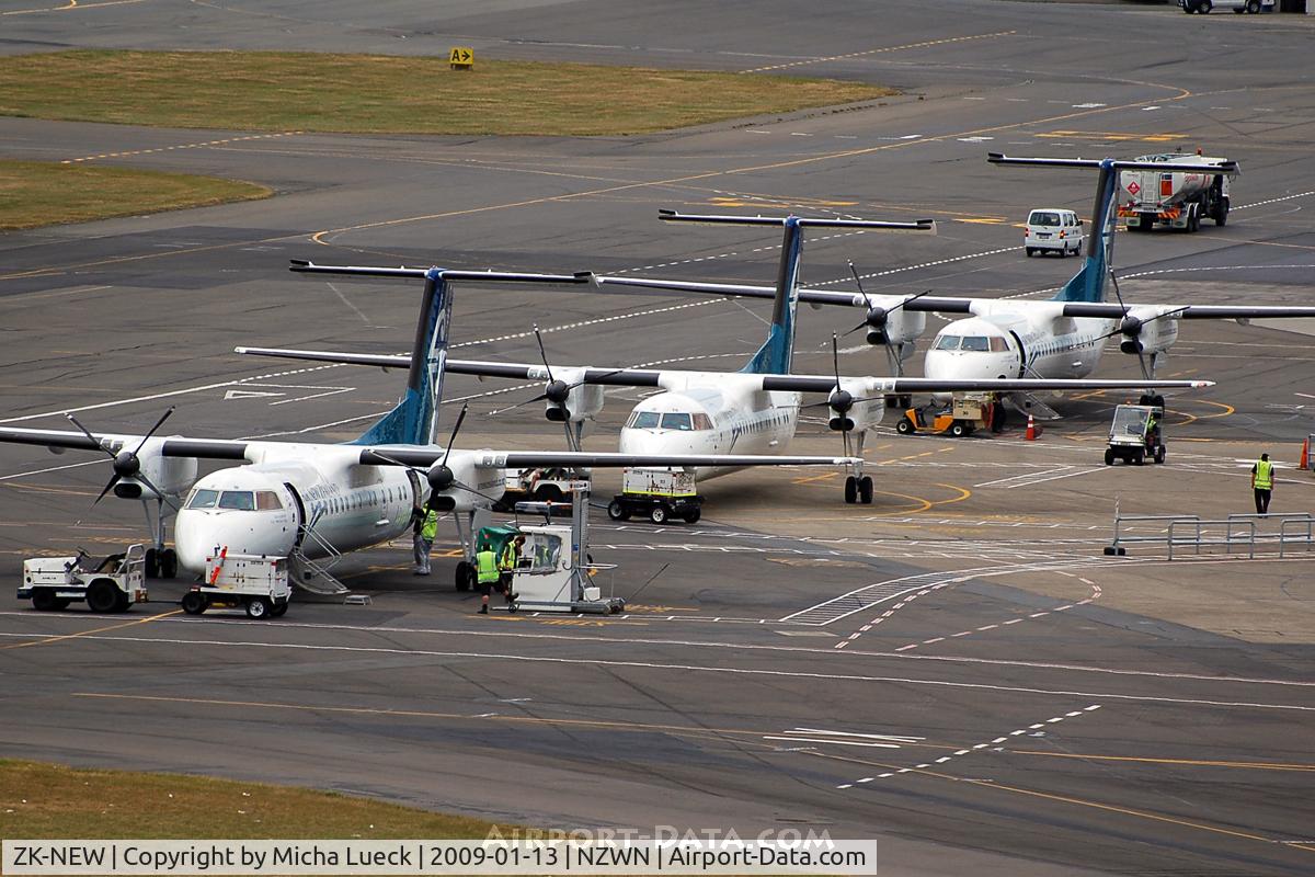 ZK-NEW, 2007 De Havilland Canada DHC-8-311Q Dash 8 C/N 648, Line-up of Q300s in Wellington