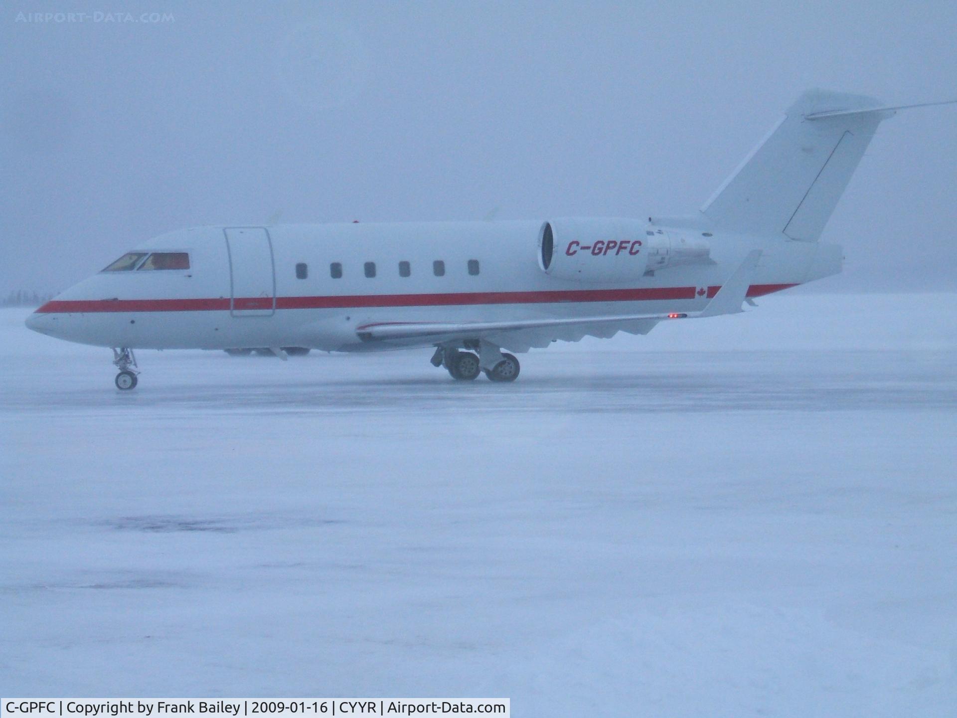C-GPFC, 1996 Canadair Challenger 604 (CL-600-2B16) C/N 5310, Arrived at Goose Airport NL.Jan16/09 On the ground about 15 mins
