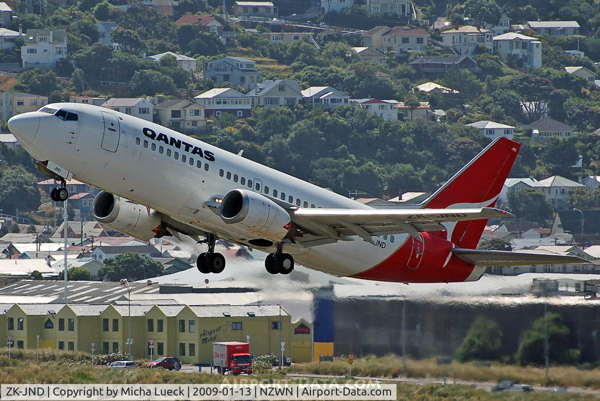 ZK-JND, 1989 Boeing 737-376 C/N 24297, Taking off