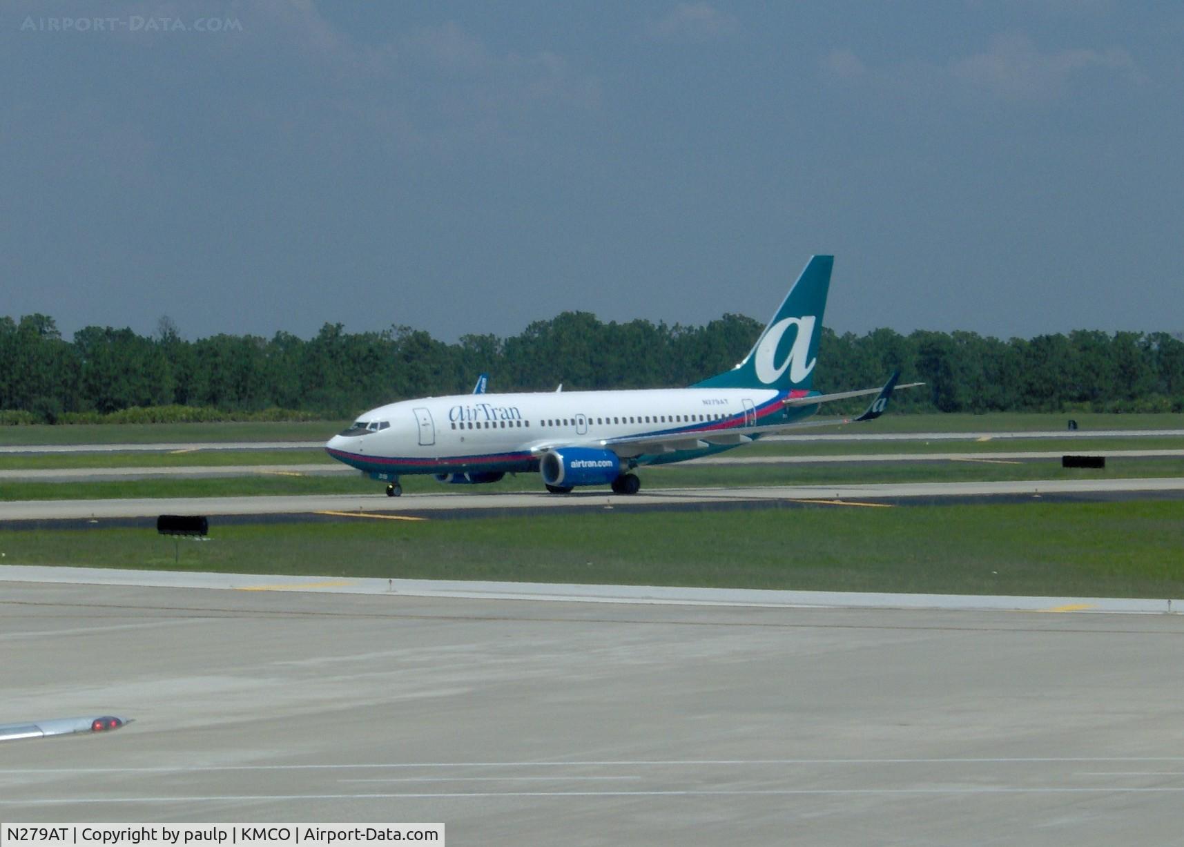 N279AT, 2005 Boeing 737-76N C/N 32666, AirTran 737 taxiing in after landing at Orlando.