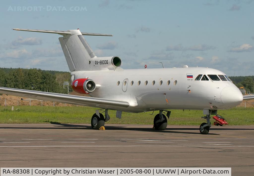 RA-88308, 1972 Yakovlev Yak-40 C/N 9230224, untitled