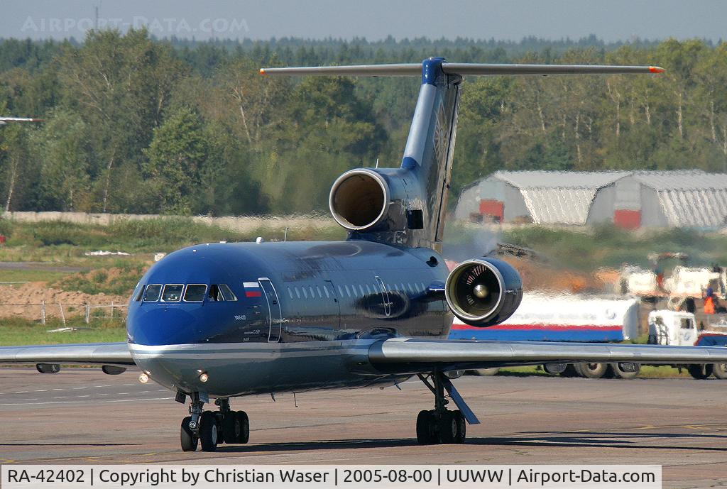 RA-42402, 1991 Yakovlev Yak-42D C/N 4520422116583, Yak-Service