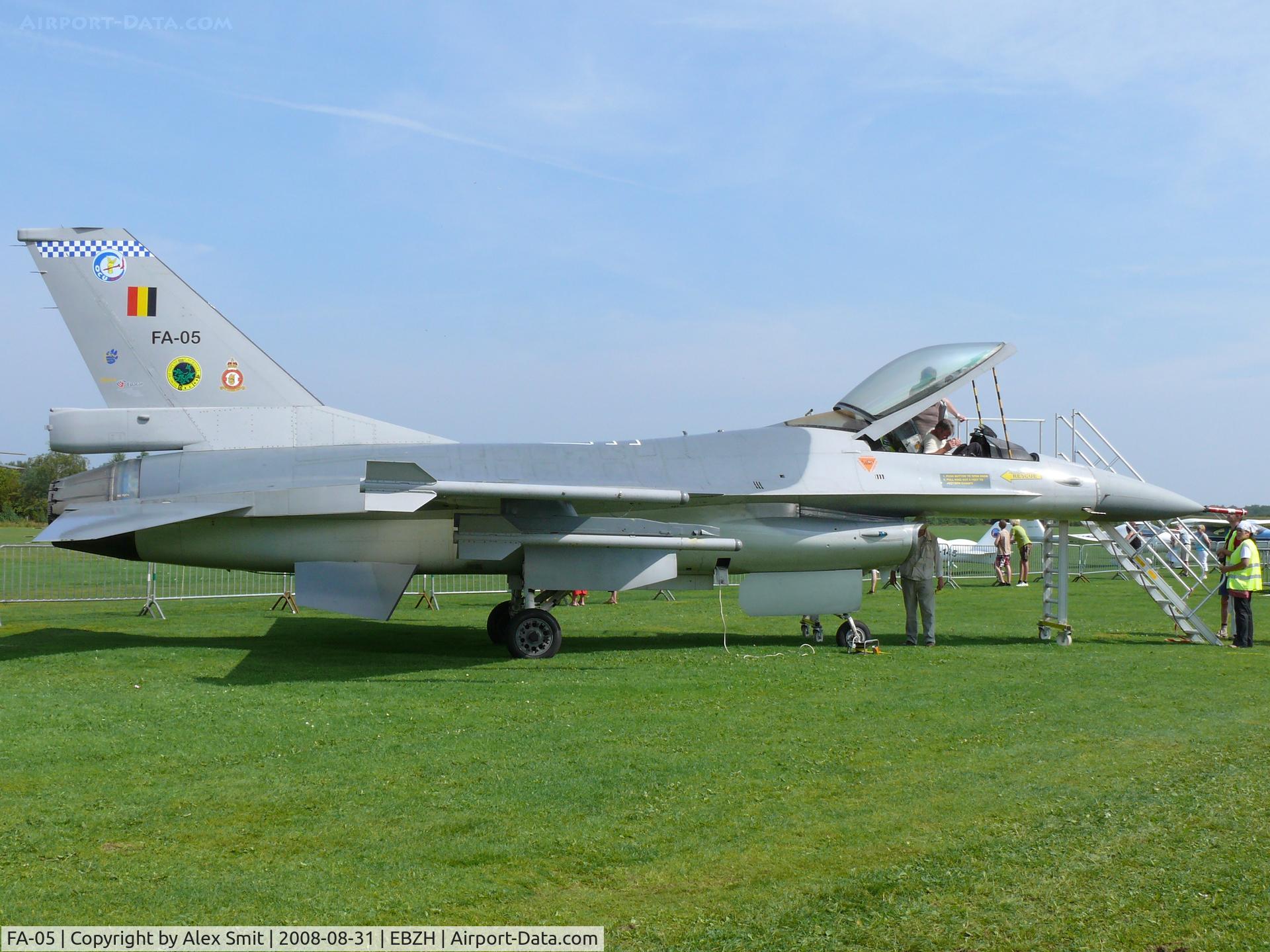 FA-05, SABCA F-16A Fighting Falcon C/N 6H-5, General Dynamics F-16A Fighting Falcon FA-05 Belgian Air Force it's used as a travelling exhibit